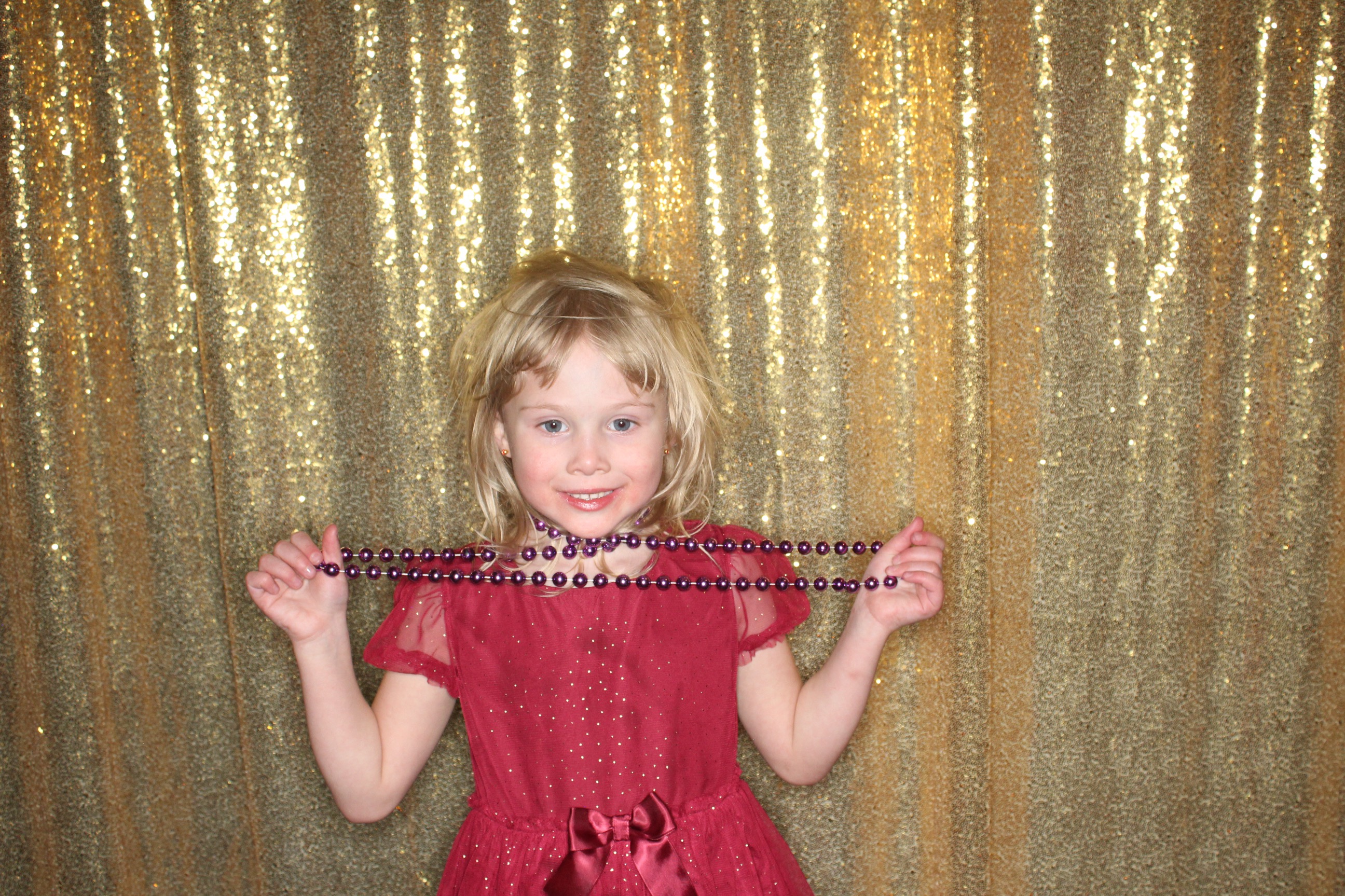 McKenzie and Michael's Wedding | View more photos from the event at gallery.photoboothbillings.com/u/PhotoBoothBillings/McKenzie-and-Michaels-Wedding