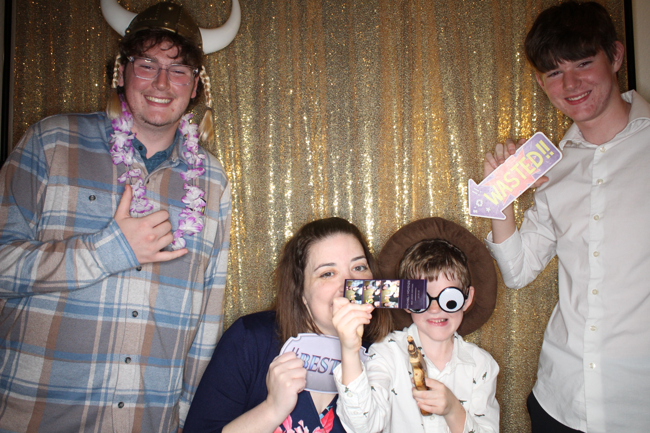 McKenzie and Michael's Wedding | View more photos from the event at gallery.photoboothbillings.com/u/PhotoBoothBillings/McKenzie-and-Michaels-Wedding