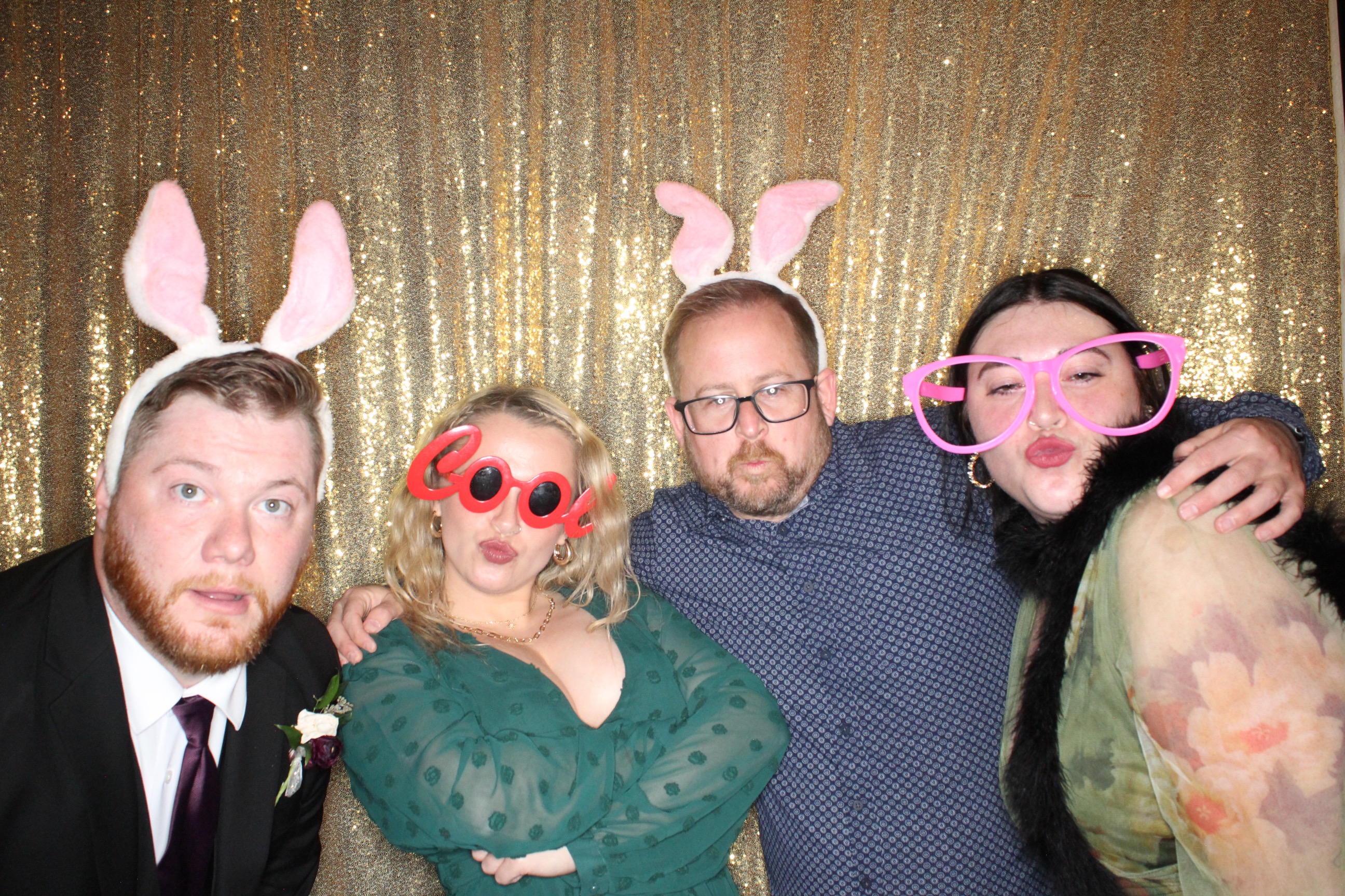 McKenzie and Michael's Wedding | View more photos from the event at gallery.photoboothbillings.com/u/PhotoBoothBillings/McKenzie-and-Michaels-Wedding