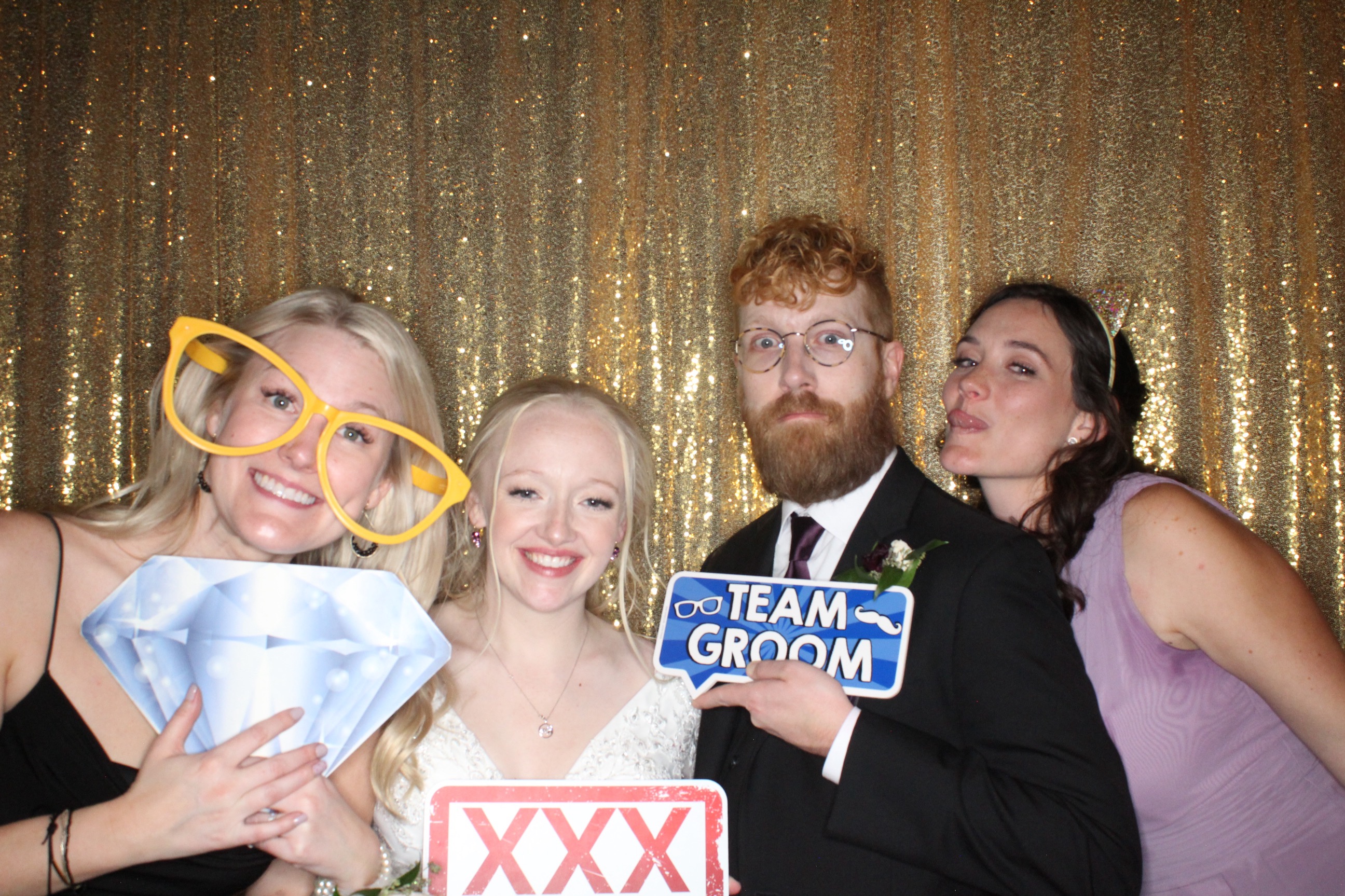 McKenzie and Michael's Wedding | View more photos from the event at gallery.photoboothbillings.com/u/PhotoBoothBillings/McKenzie-and-Michaels-Wedding