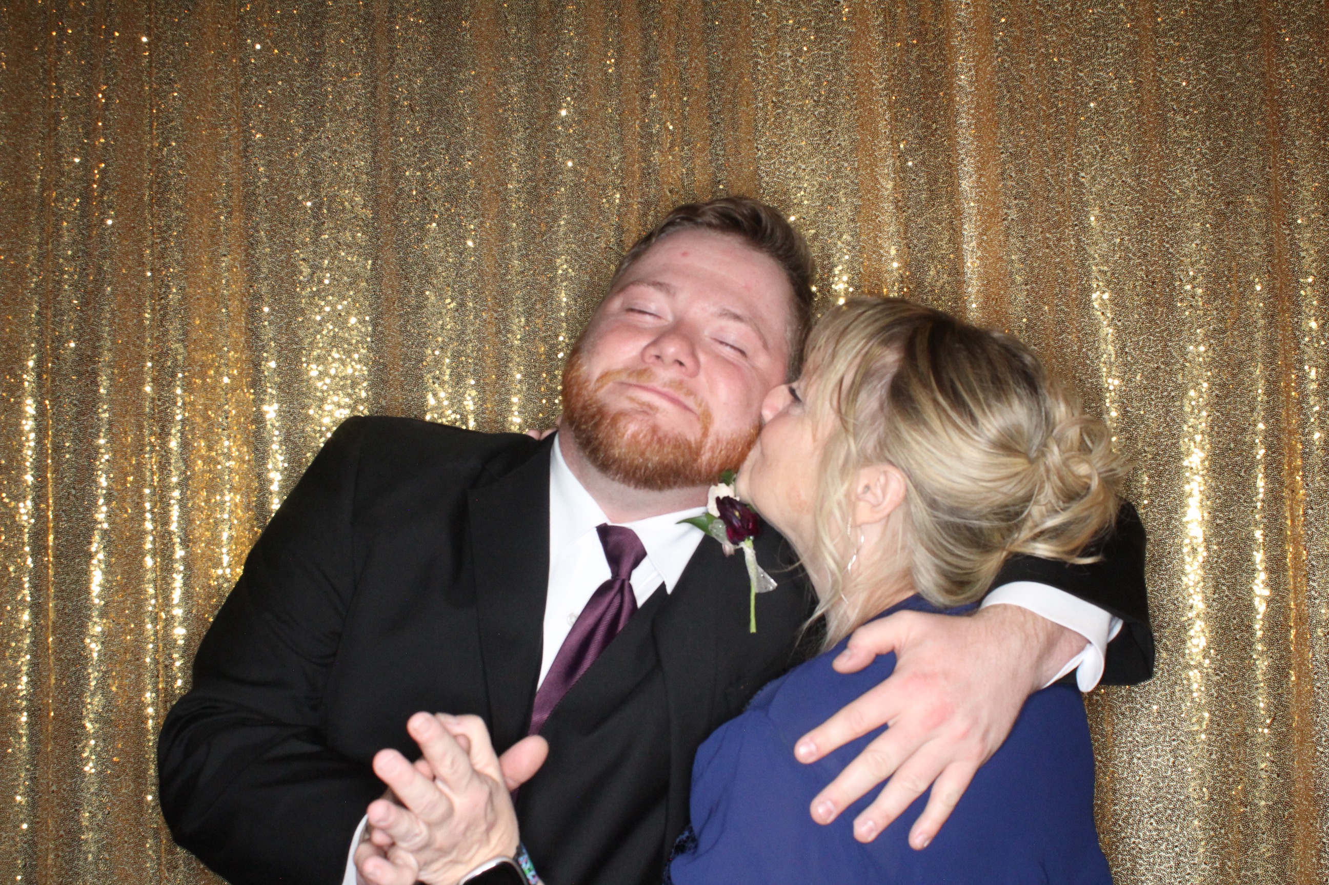 McKenzie and Michael's Wedding | View more photos from the event at gallery.photoboothbillings.com/u/PhotoBoothBillings/McKenzie-and-Michaels-Wedding