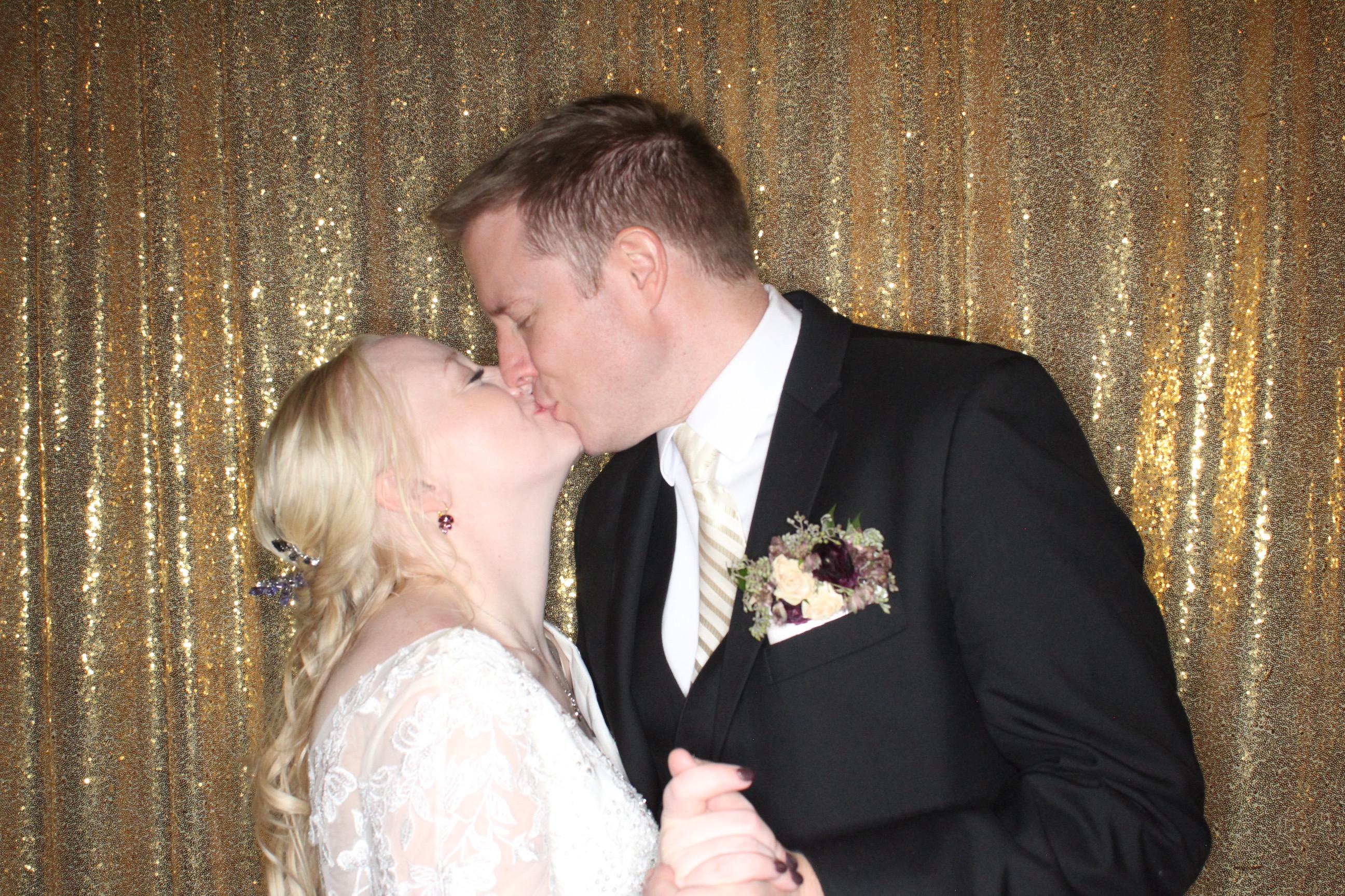 McKenzie and Michael's Wedding | View more photos from the event at gallery.photoboothbillings.com/u/PhotoBoothBillings/McKenzie-and-Michaels-Wedding