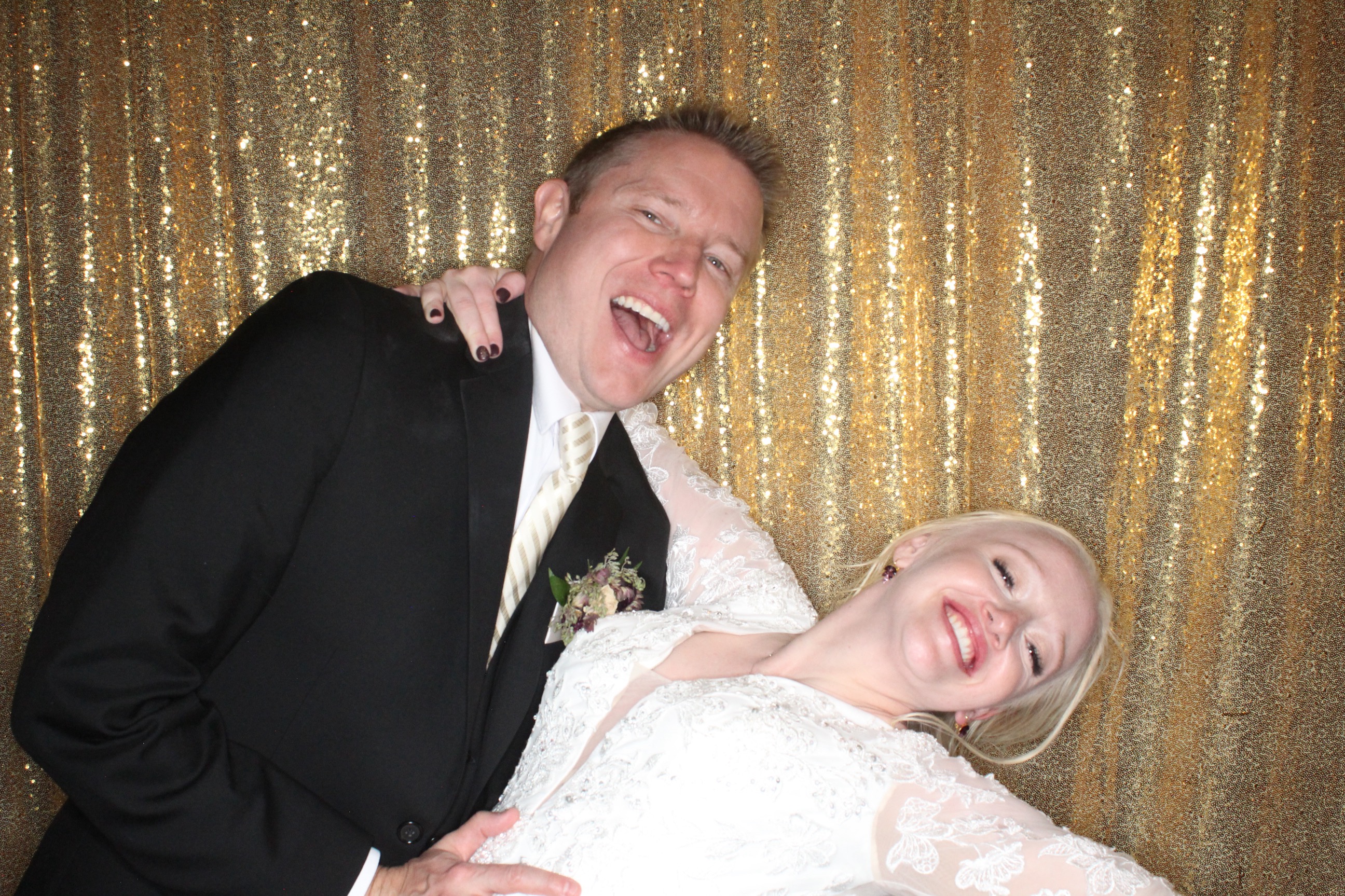 McKenzie and Michael's Wedding | View more photos from the event at gallery.photoboothbillings.com/u/PhotoBoothBillings/McKenzie-and-Michaels-Wedding