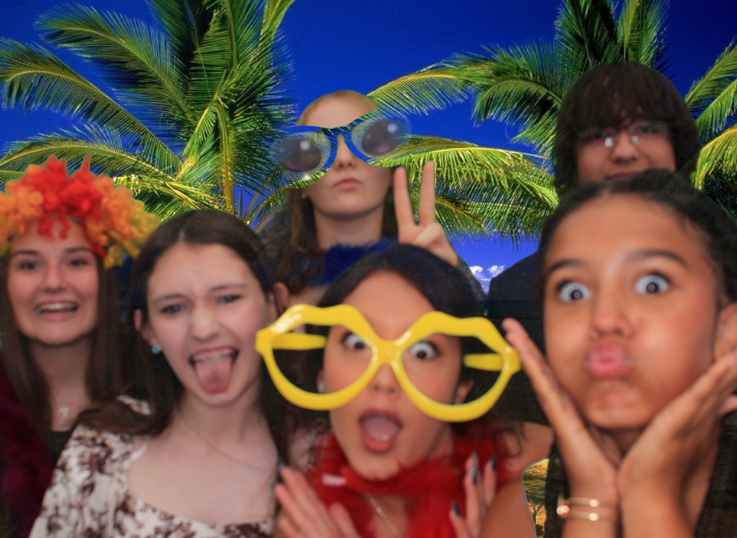 Nadezhda's Quinceanera  | View more photos from the event at gallery.photoboothbillings.com/u/PhotoBoothBillings/Nadezhdas-Quinceanera