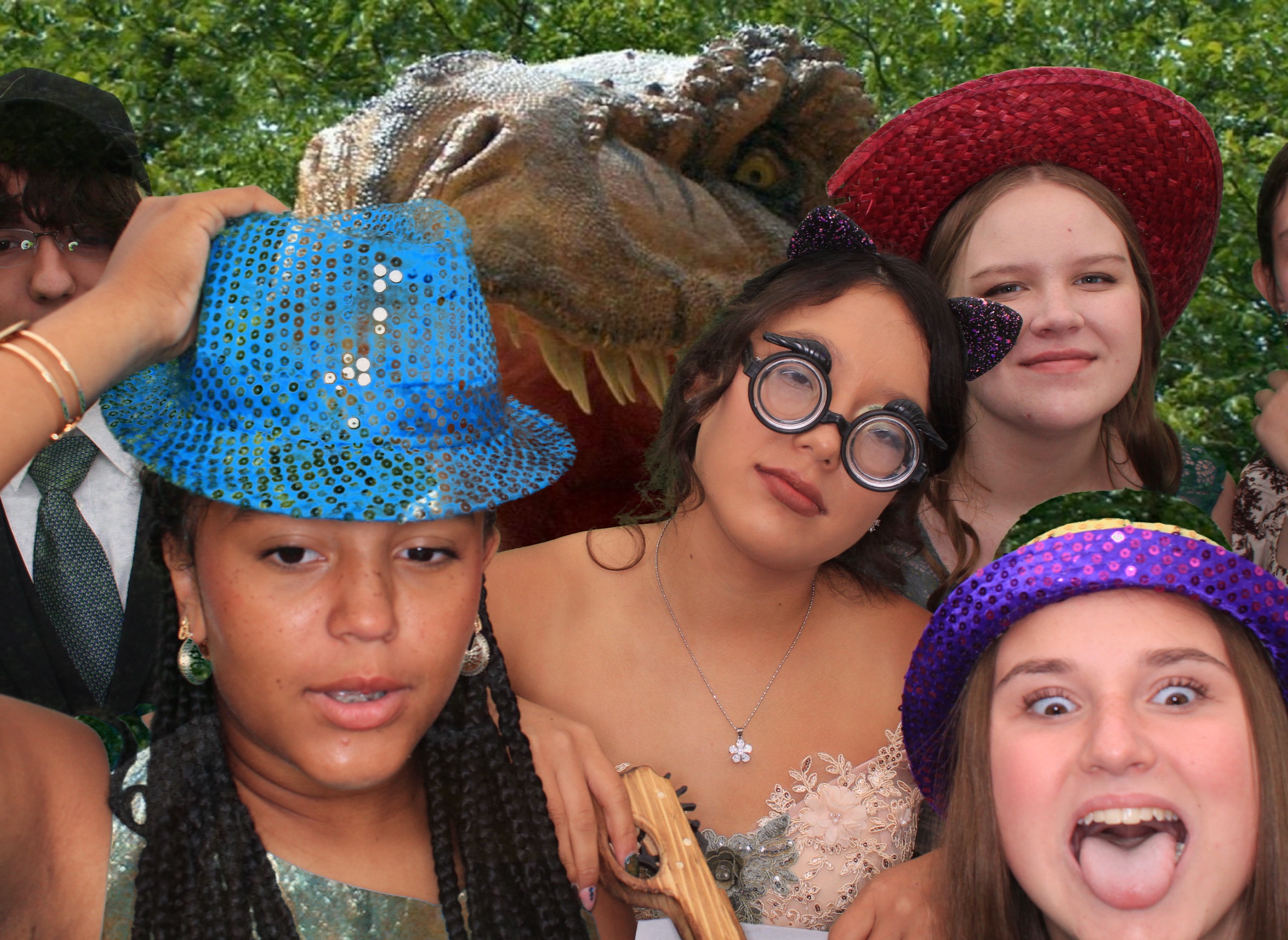 Nadezhda's Quinceanera  | View more photos from the event at gallery.photoboothbillings.com/u/PhotoBoothBillings/Nadezhdas-Quinceanera