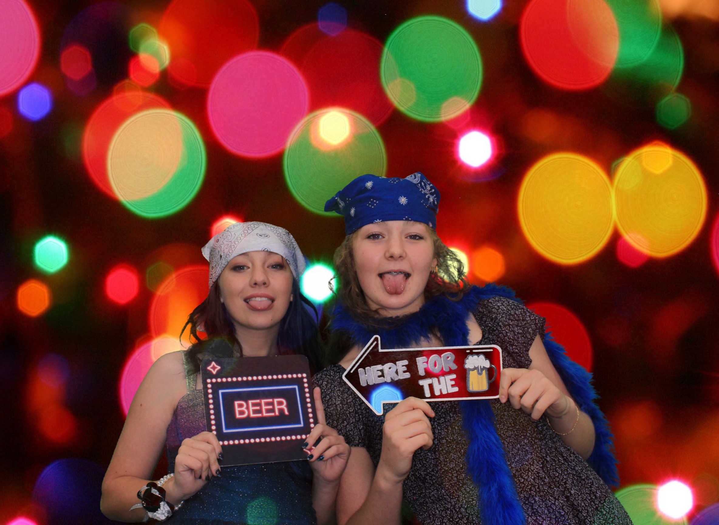 Nadezhda's Quinceanera  | View more photos from the event at gallery.photoboothbillings.com/u/PhotoBoothBillings/Nadezhdas-Quinceanera