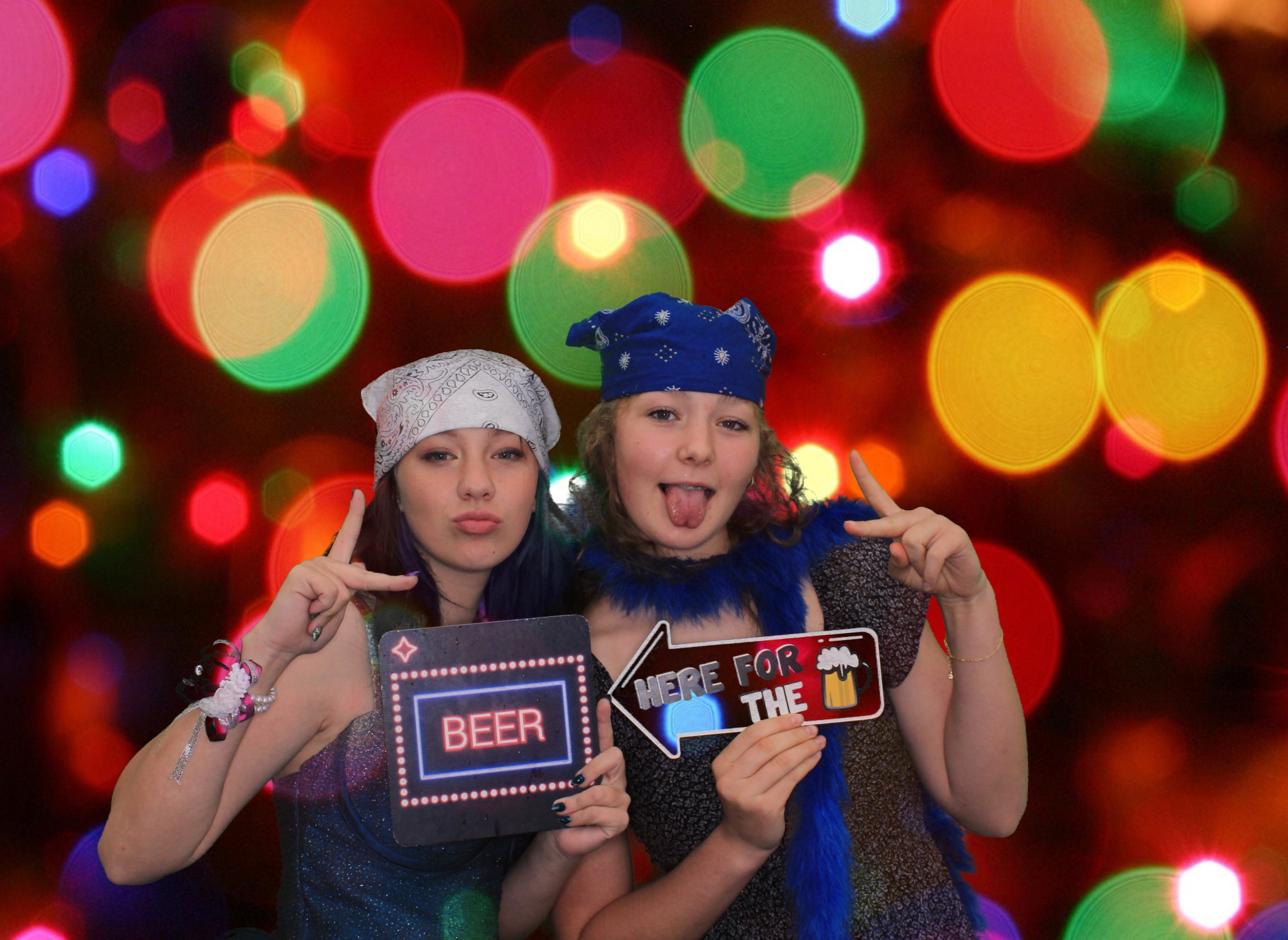 Nadezhda's Quinceanera  | View more photos from the event at gallery.photoboothbillings.com/u/PhotoBoothBillings/Nadezhdas-Quinceanera