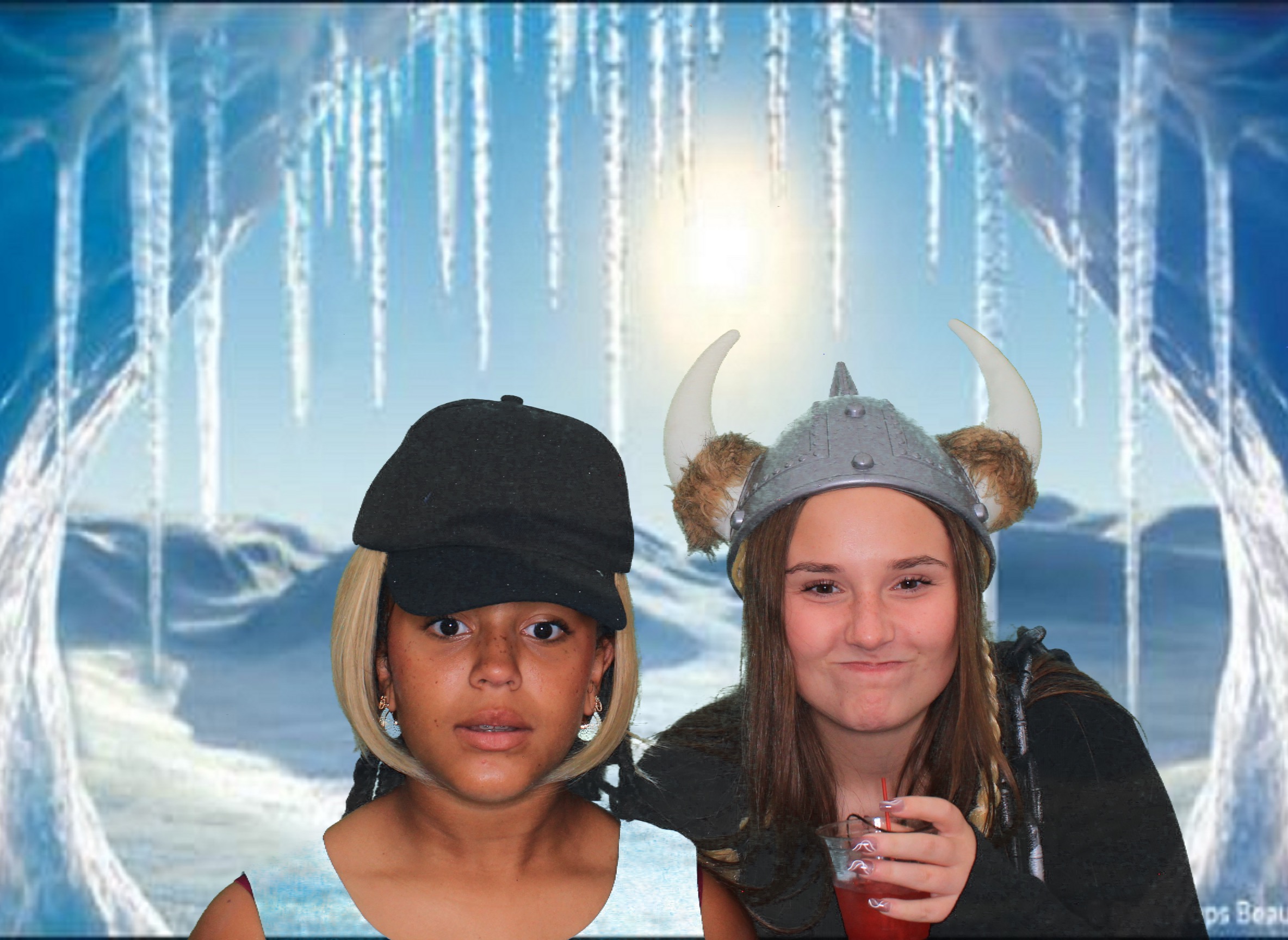 Nadezhda's Quinceanera  | View more photos from the event at gallery.photoboothbillings.com/u/PhotoBoothBillings/Nadezhdas-Quinceanera