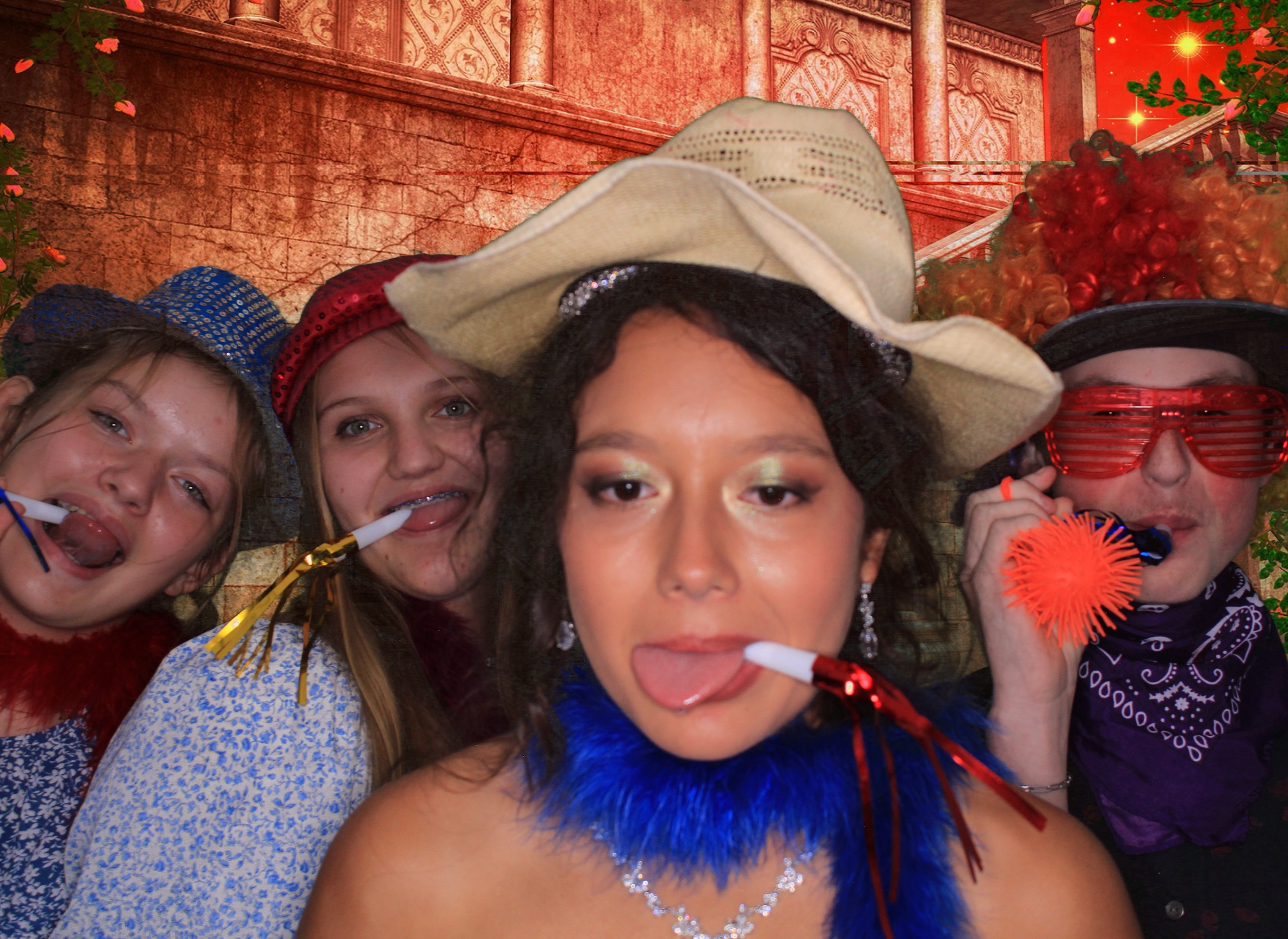 Nadezhda's Quinceanera  | View more photos from the event at gallery.photoboothbillings.com/u/PhotoBoothBillings/Nadezhdas-Quinceanera