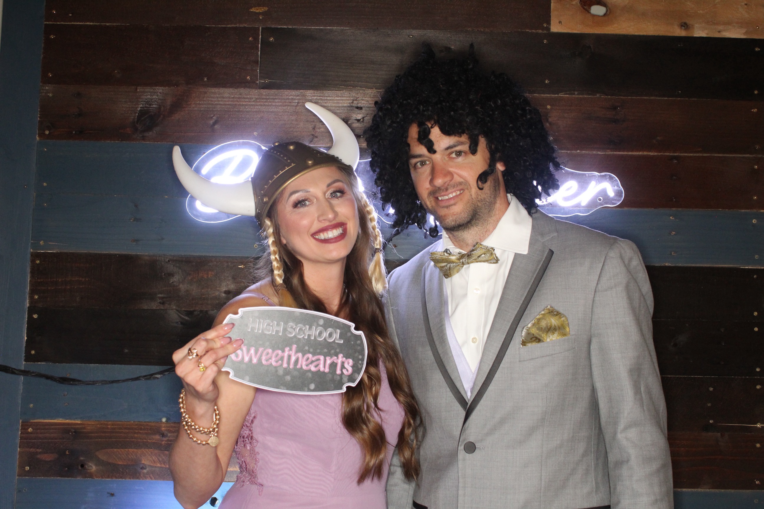 Nichole and Brandon's Wedding | View more photos from the event at gallery.photoboothbillings.com/u/PhotoBoothBillings/Nichole-and-Brandons-Wedding