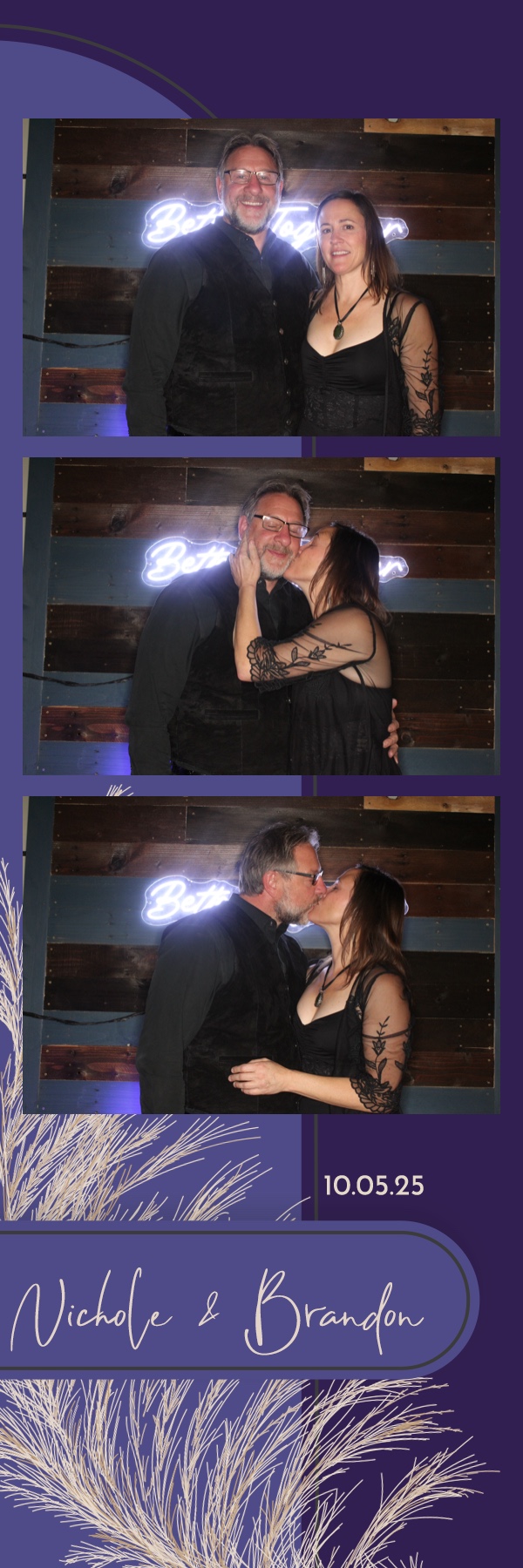 Nichole and Brandon's Wedding | View more photos from the event at gallery.photoboothbillings.com/u/PhotoBoothBillings/Nichole-and-Brandons-Wedding