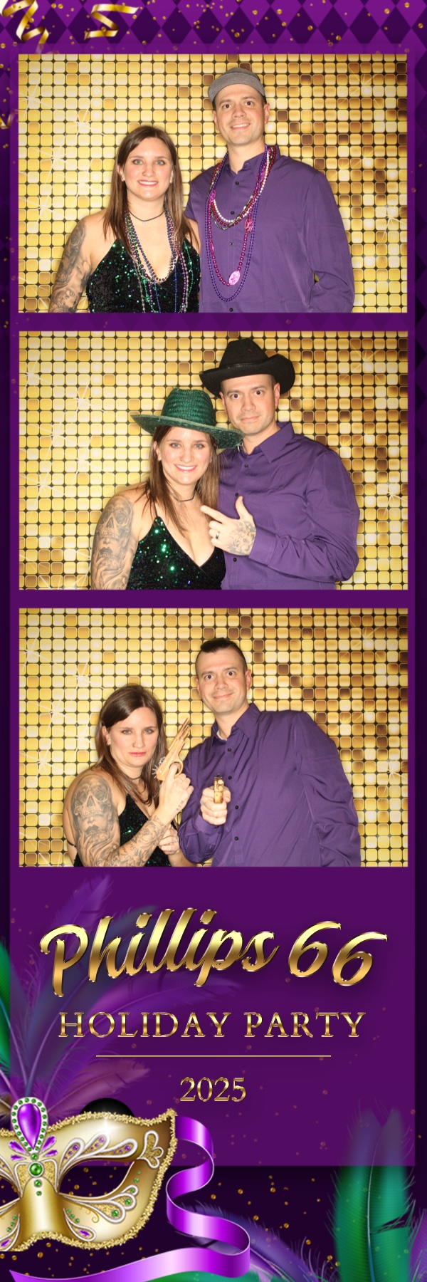 Phillips 66 Holiday Party | View more photos from the event at gallery.photoboothbillings.com/u/PhotoBoothBillings/Phillips-66-Holiday-Party-0