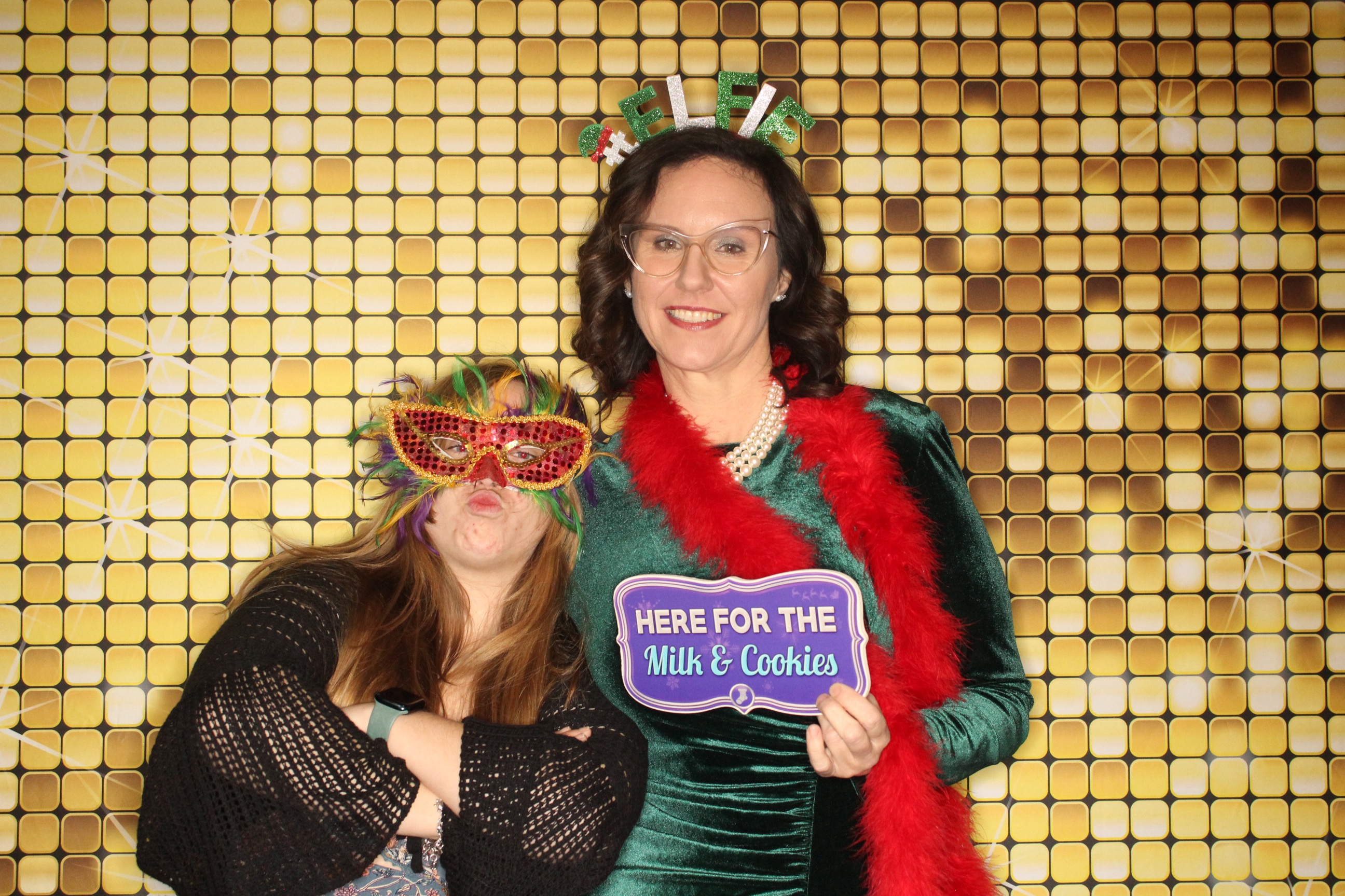 Phillips 66 Holiday Party | View more photos from the event at gallery.photoboothbillings.com/u/PhotoBoothBillings/Phillips-66-Holiday-Party-0