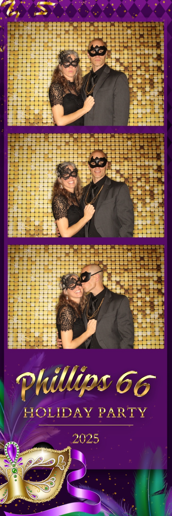 Phillips 66 Holiday Party | View more photos from the event at gallery.photoboothbillings.com/u/PhotoBoothBillings/Phillips-66-Holiday-Party-0