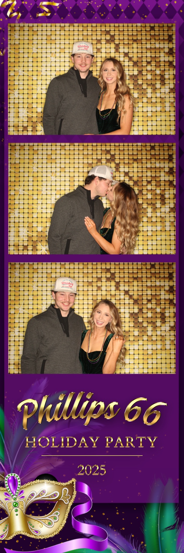 Phillips 66 Holiday Party | View more photos from the event at gallery.photoboothbillings.com/u/PhotoBoothBillings/Phillips-66-Holiday-Party-0