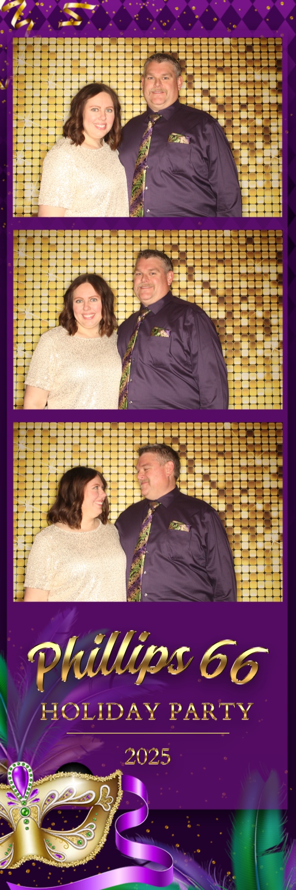 Phillips 66 Holiday Party | View more photos from the event at gallery.photoboothbillings.com/u/PhotoBoothBillings/Phillips-66-Holiday-Party-0