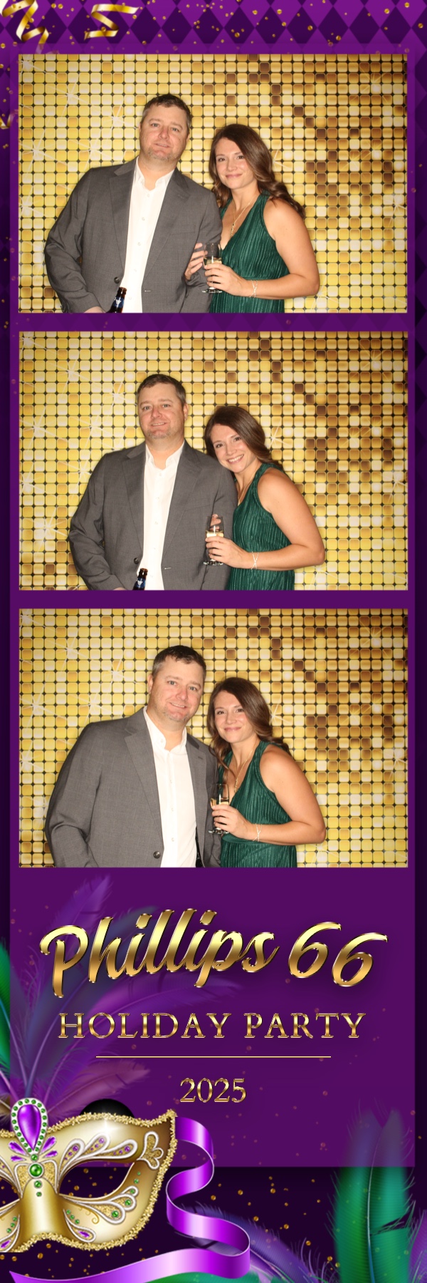 Phillips 66 Holiday Party | View more photos from the event at gallery.photoboothbillings.com/u/PhotoBoothBillings/Phillips-66-Holiday-Party-0