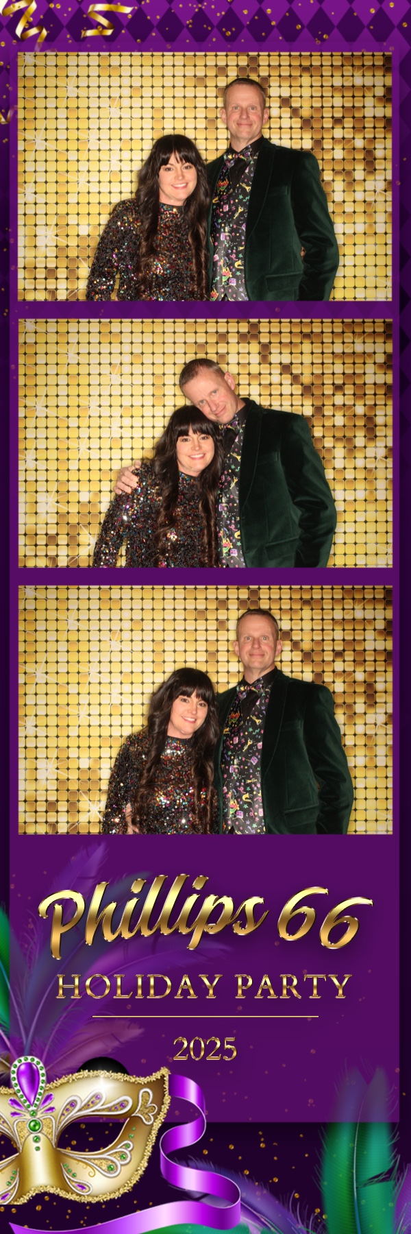 Phillips 66 Holiday Party | View more photos from the event at gallery.photoboothbillings.com/u/PhotoBoothBillings/Phillips-66-Holiday-Party-0