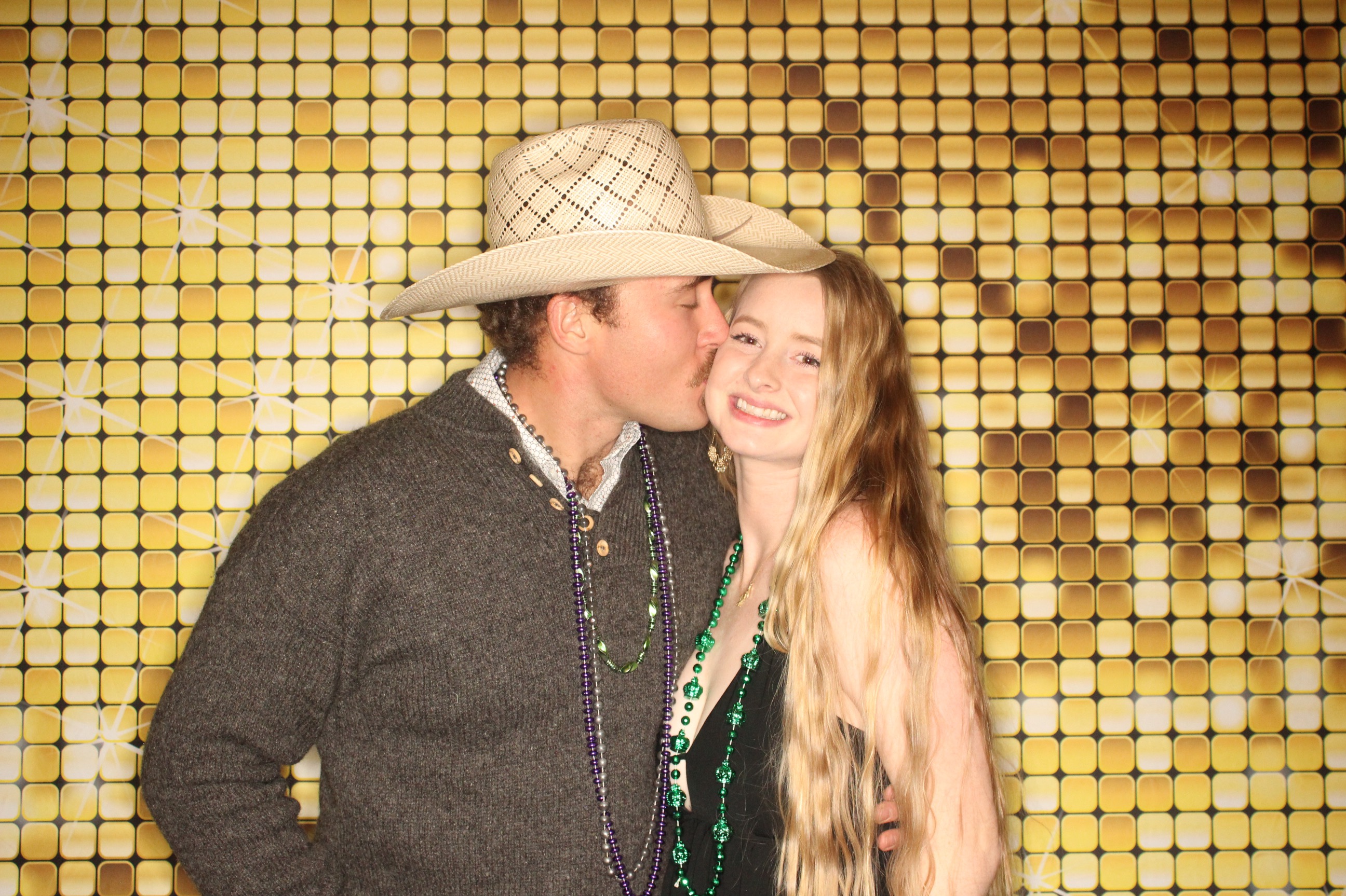 Phillips 66 Holiday Party | View more photos from the event at gallery.photoboothbillings.com/u/PhotoBoothBillings/Phillips-66-Holiday-Party-0