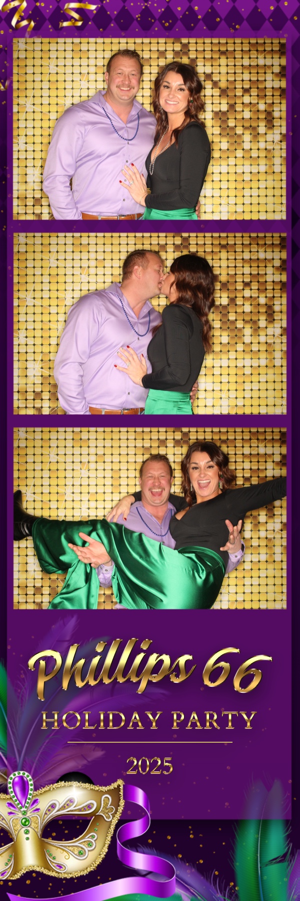 Phillips 66 Holiday Party | View more photos from the event at gallery.photoboothbillings.com/u/PhotoBoothBillings/Phillips-66-Holiday-Party-0