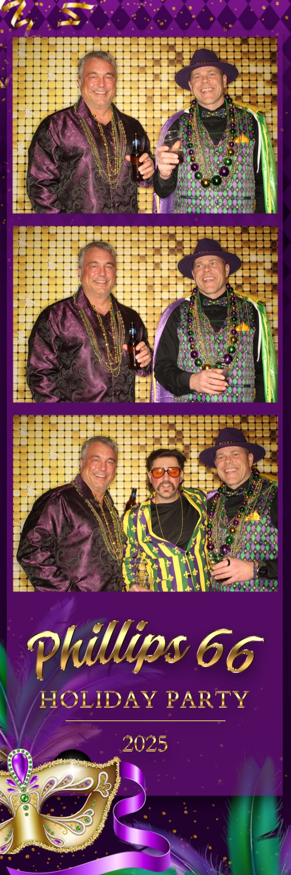 Phillips 66 Holiday Party | View more photos from the event at gallery.photoboothbillings.com/u/PhotoBoothBillings/Phillips-66-Holiday-Party-0