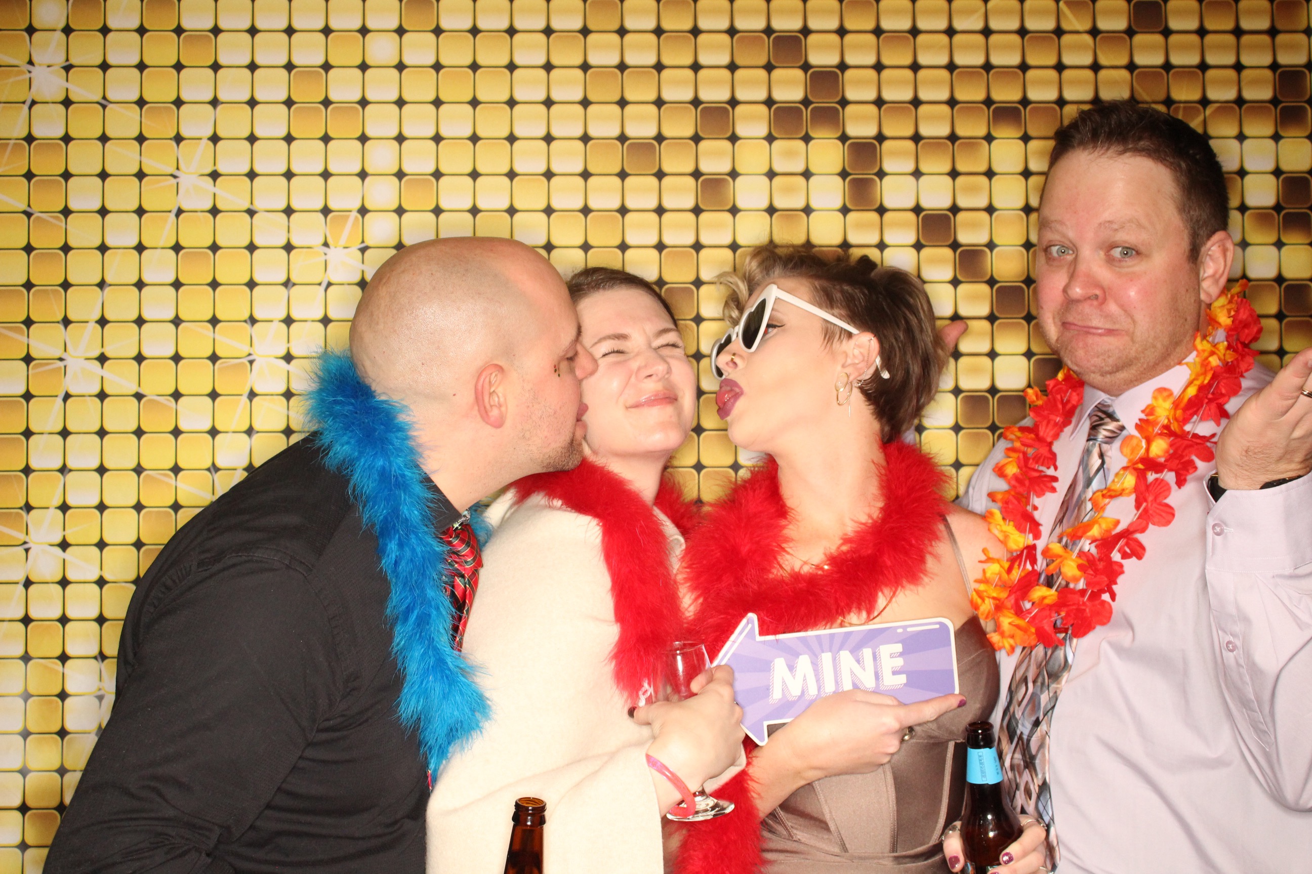 Phillips 66 Holiday Party | View more photos from the event at gallery.photoboothbillings.com/u/PhotoBoothBillings/Phillips-66-Holiday-Party-0