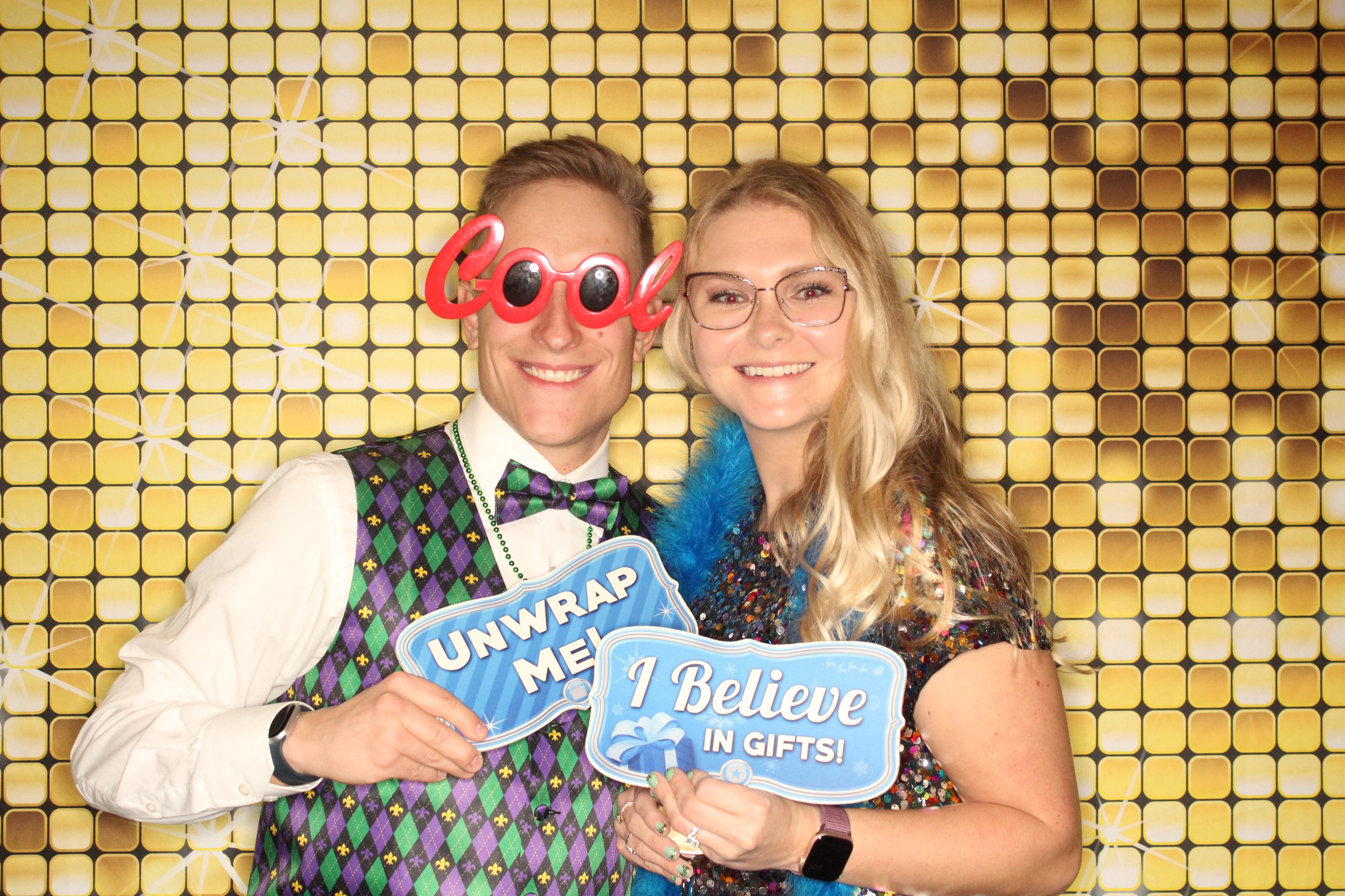 Phillips 66 Holiday Party | View more photos from the event at gallery.photoboothbillings.com/u/PhotoBoothBillings/Phillips-66-Holiday-Party-0