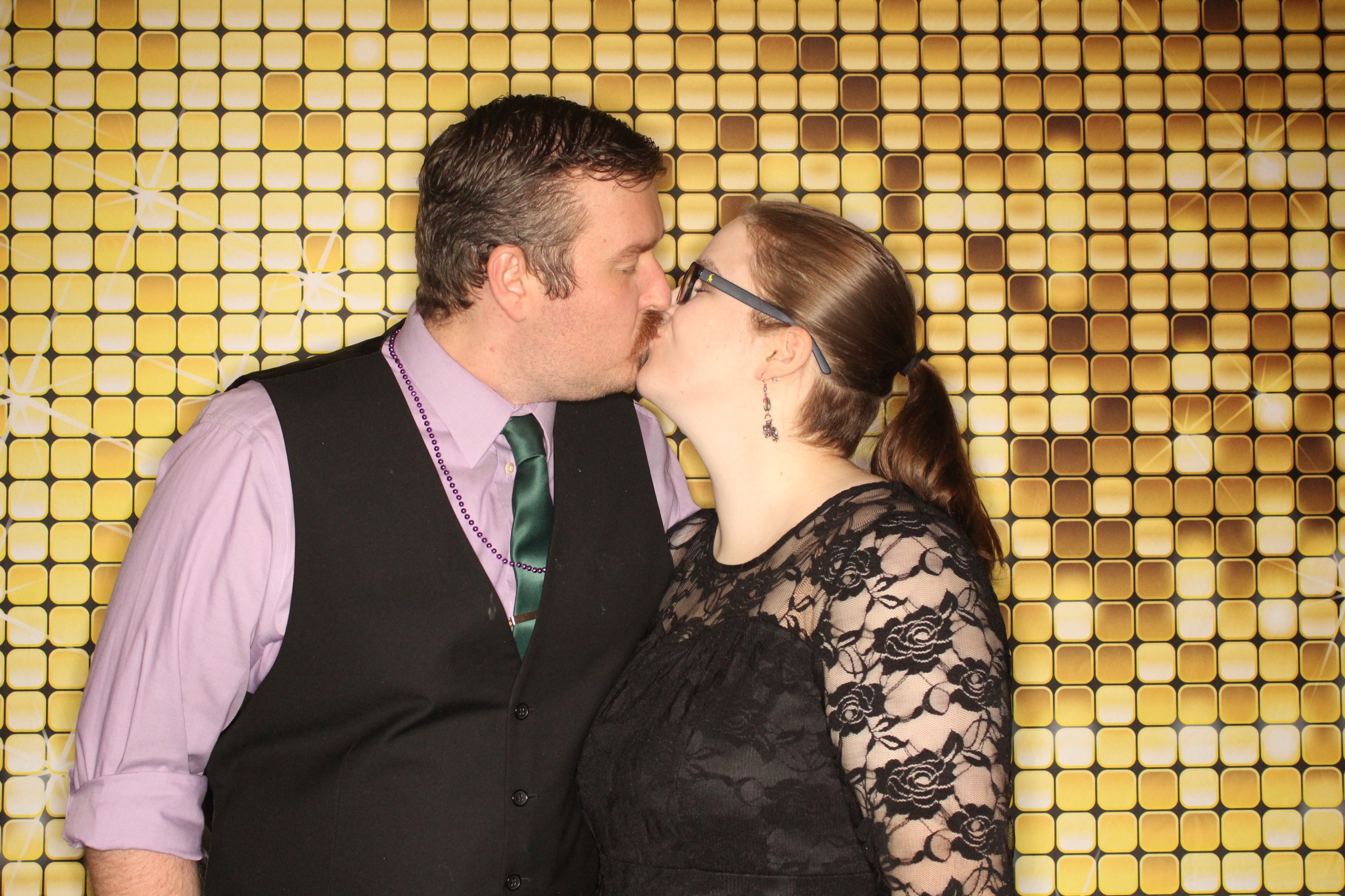 Phillips 66 Holiday Party | View more photos from the event at gallery.photoboothbillings.com/u/PhotoBoothBillings/Phillips-66-Holiday-Party-0