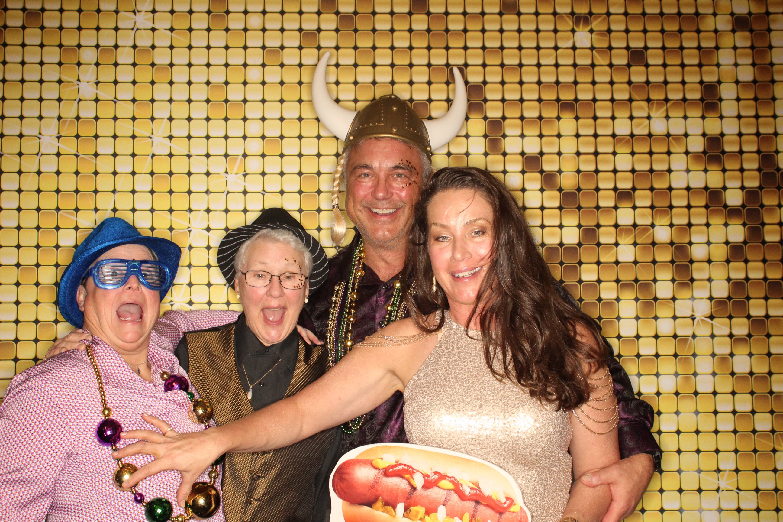 Phillips 66 Holiday Party | View more photos from the event at gallery.photoboothbillings.com/u/PhotoBoothBillings/Phillips-66-Holiday-Party-0