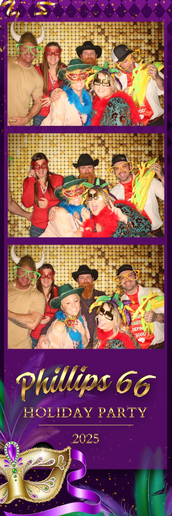 Phillips 66 Holiday Party | View more photos from the event at gallery.photoboothbillings.com/u/PhotoBoothBillings/Phillips-66-Holiday-Party-0