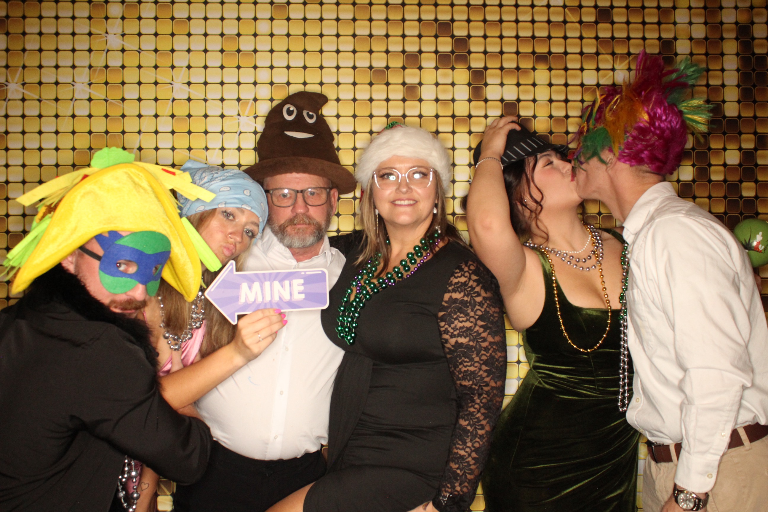 Phillips 66 Holiday Party | View more photos from the event at gallery.photoboothbillings.com/u/PhotoBoothBillings/Phillips-66-Holiday-Party-0