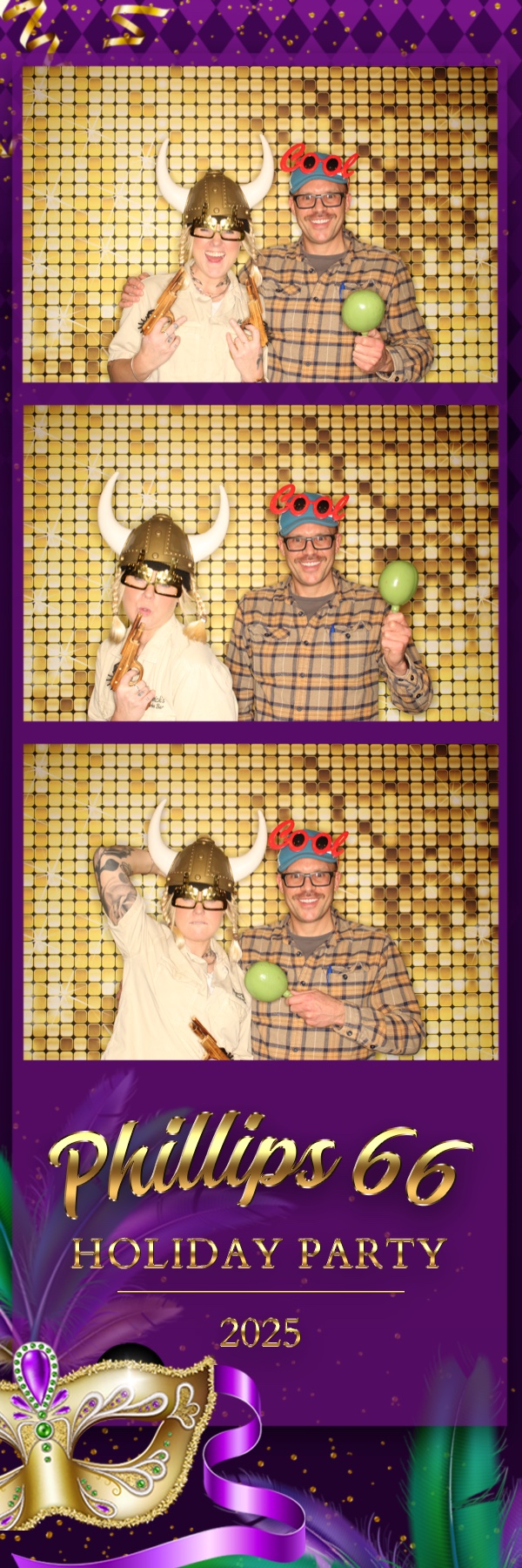Phillips 66 Holiday Party | View more photos from the event at gallery.photoboothbillings.com/u/PhotoBoothBillings/Phillips-66-Holiday-Party-0