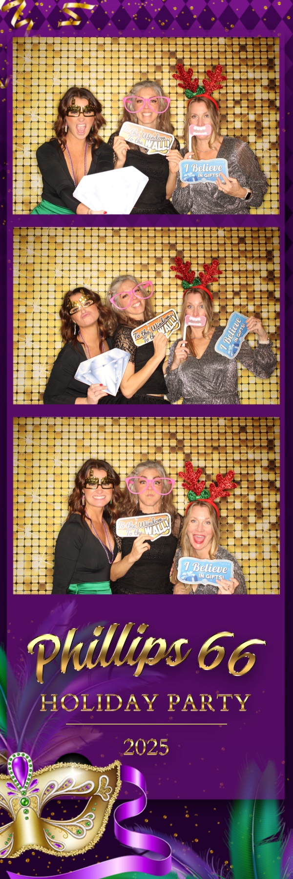 Phillips 66 Holiday Party | View more photos from the event at gallery.photoboothbillings.com/u/PhotoBoothBillings/Phillips-66-Holiday-Party-0