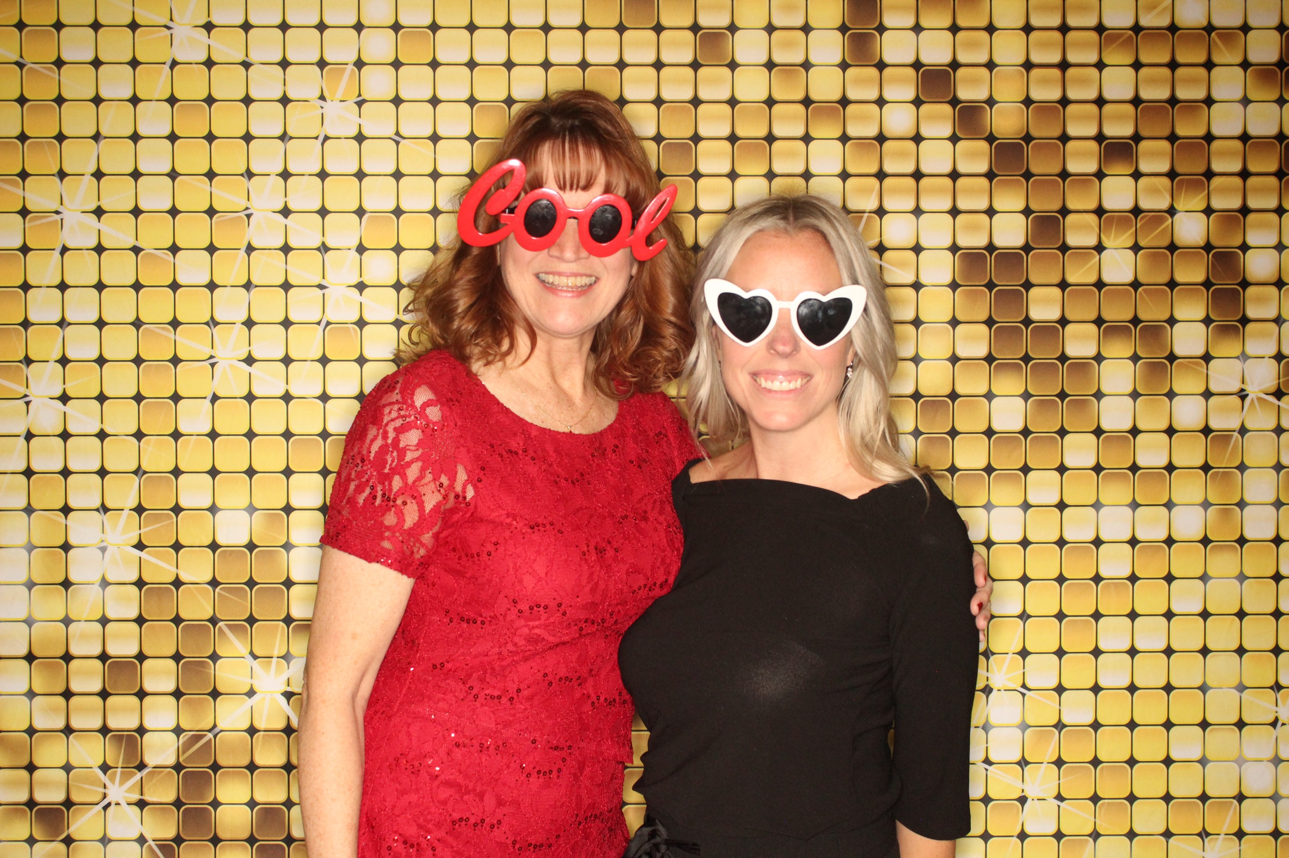 Phillips 66 Holiday Party | View more photos from the event at gallery.photoboothbillings.com/u/PhotoBoothBillings/Phillips-66-Holiday-Party-0