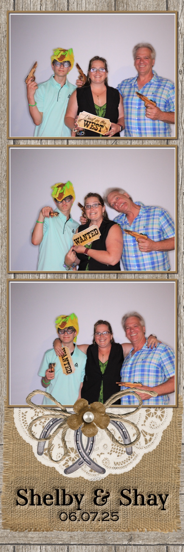 Shelby and Shay's Wedding | View more photos from the event at gallery.photoboothbillings.com/u/PhotoBoothBillings/Shelby-and-Shays-Wedding