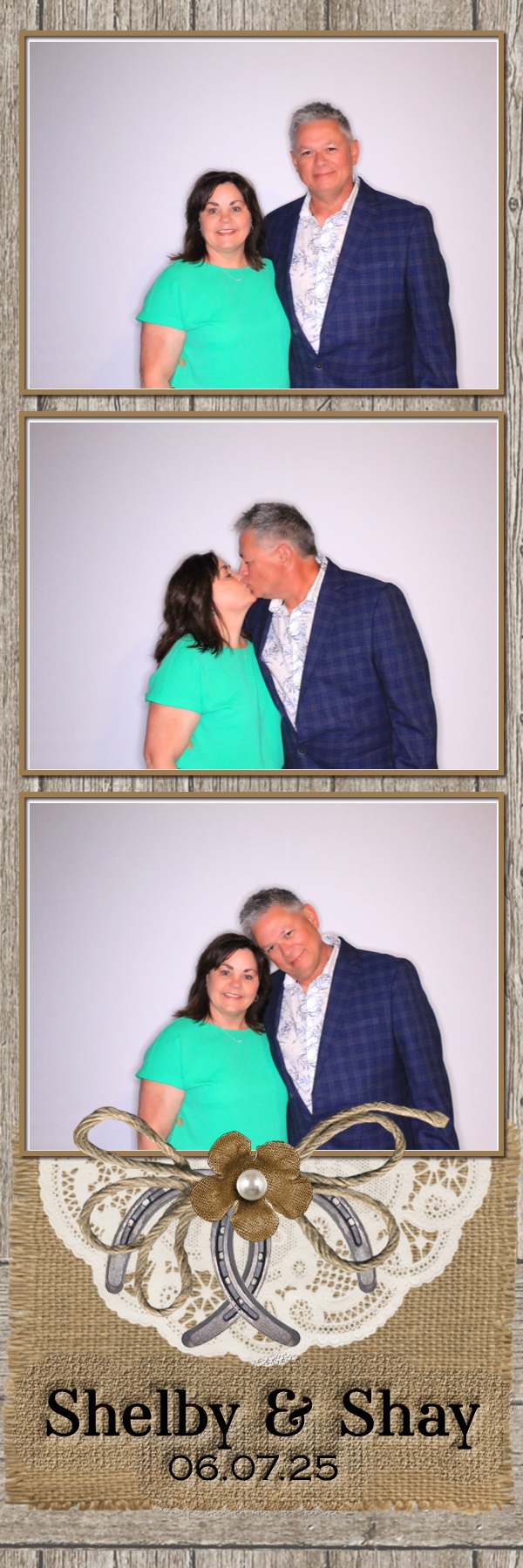 Shelby and Shay's Wedding | View more photos from the event at gallery.photoboothbillings.com/u/PhotoBoothBillings/Shelby-and-Shays-Wedding