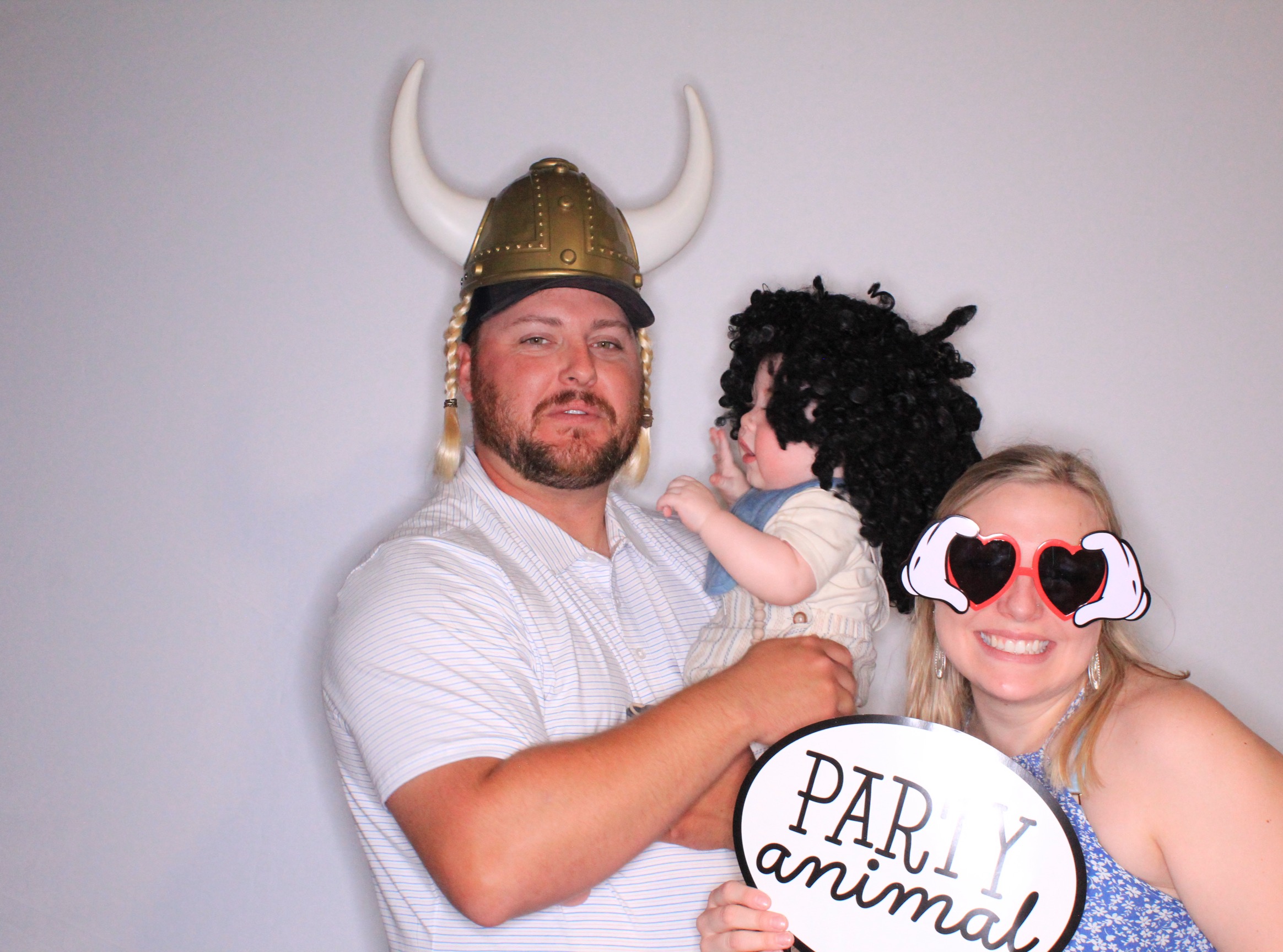Shelby and Shay's Wedding | View more photos from the event at gallery.photoboothbillings.com/u/PhotoBoothBillings/Shelby-and-Shays-Wedding