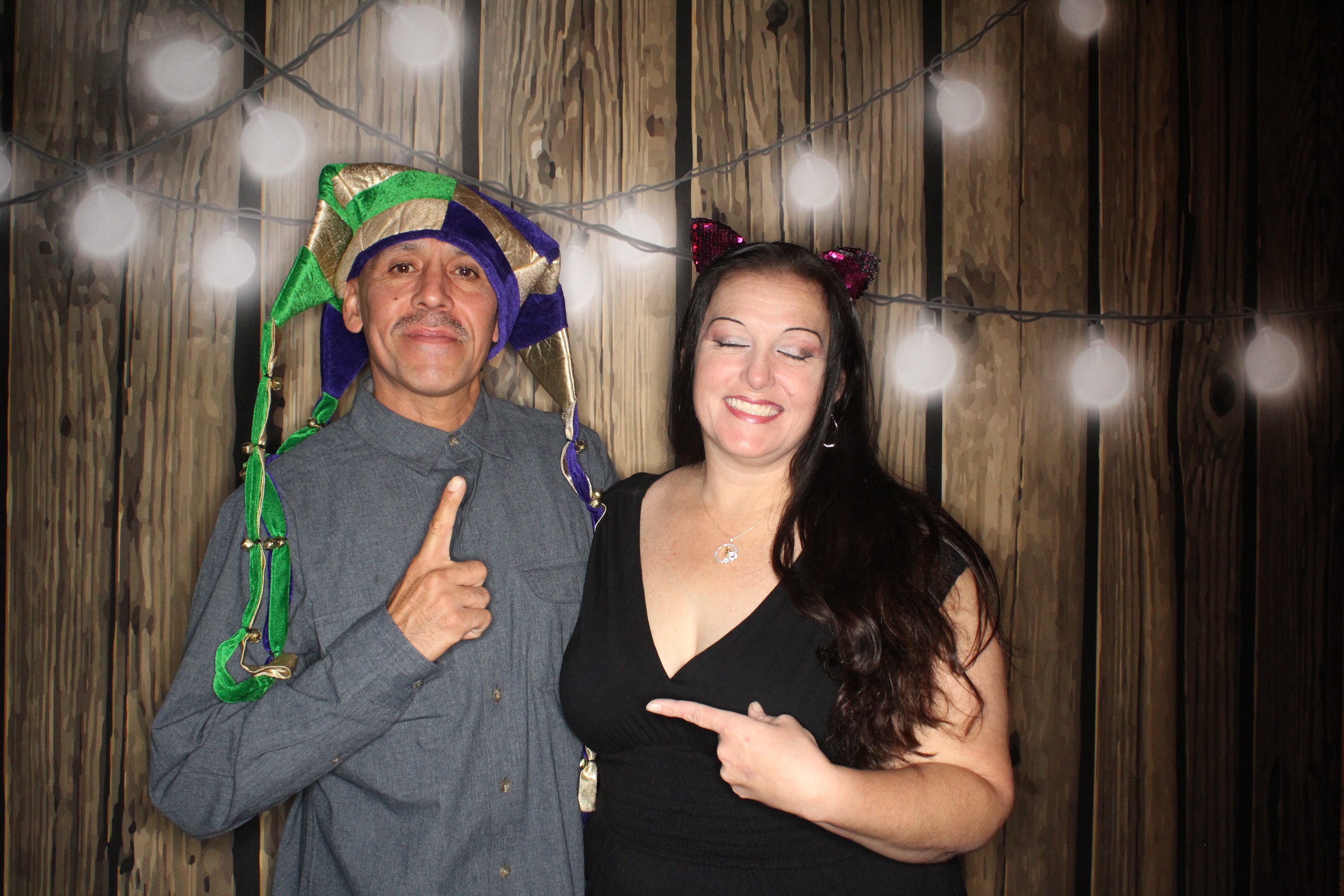 Staci and Matt's Wedding | View more photos from the event at gallery.photoboothbillings.com/u/PhotoBoothBillings/Staci-and-Matts-Wedding