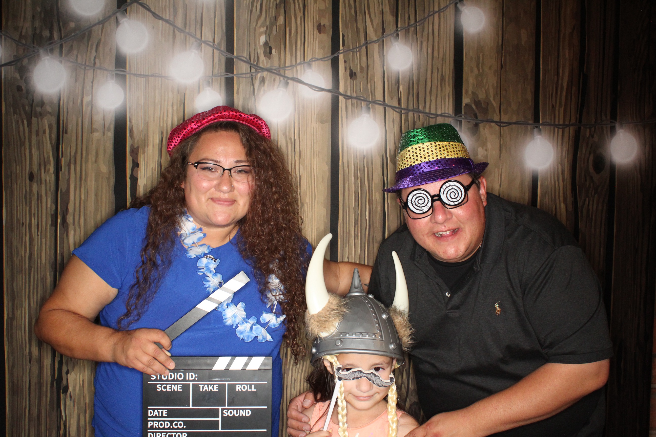 Staci and Matt's Wedding | View more photos from the event at gallery.photoboothbillings.com/u/PhotoBoothBillings/Staci-and-Matts-Wedding