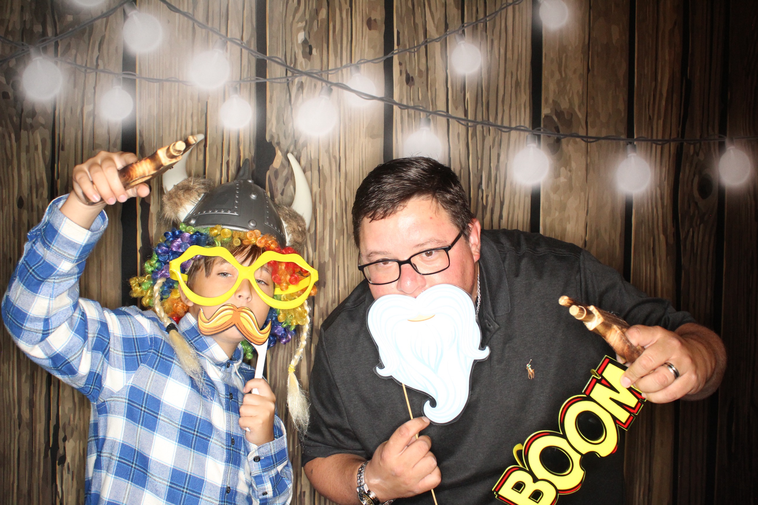 Staci and Matt's Wedding | View more photos from the event at gallery.photoboothbillings.com/u/PhotoBoothBillings/Staci-and-Matts-Wedding