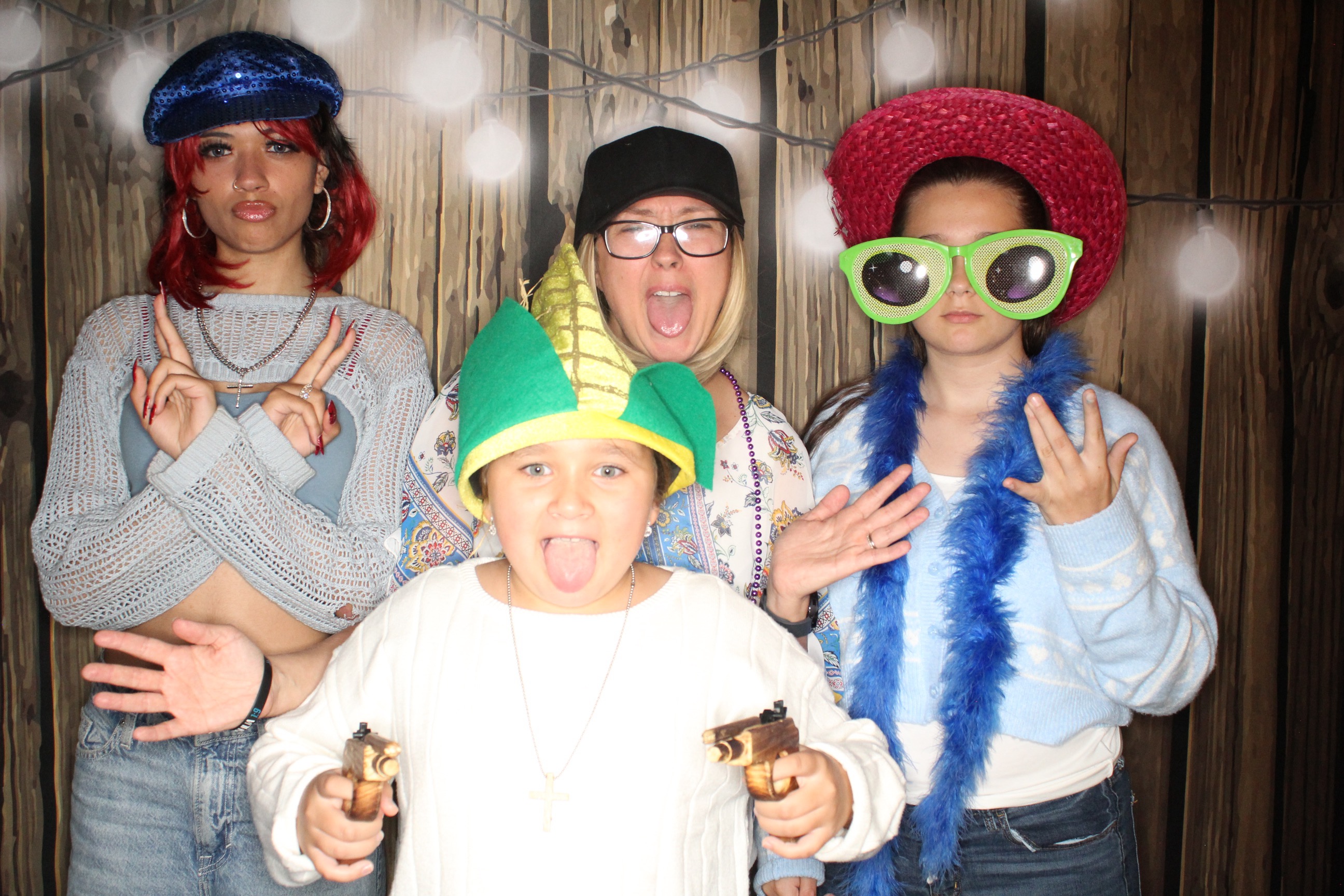 Staci and Matt's Wedding | View more photos from the event at gallery.photoboothbillings.com/u/PhotoBoothBillings/Staci-and-Matts-Wedding