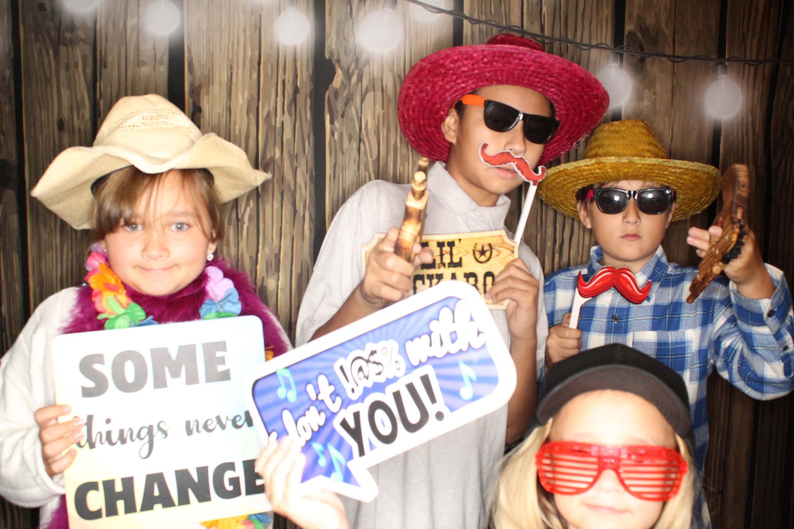 Staci and Matt's Wedding | View more photos from the event at gallery.photoboothbillings.com/u/PhotoBoothBillings/Staci-and-Matts-Wedding