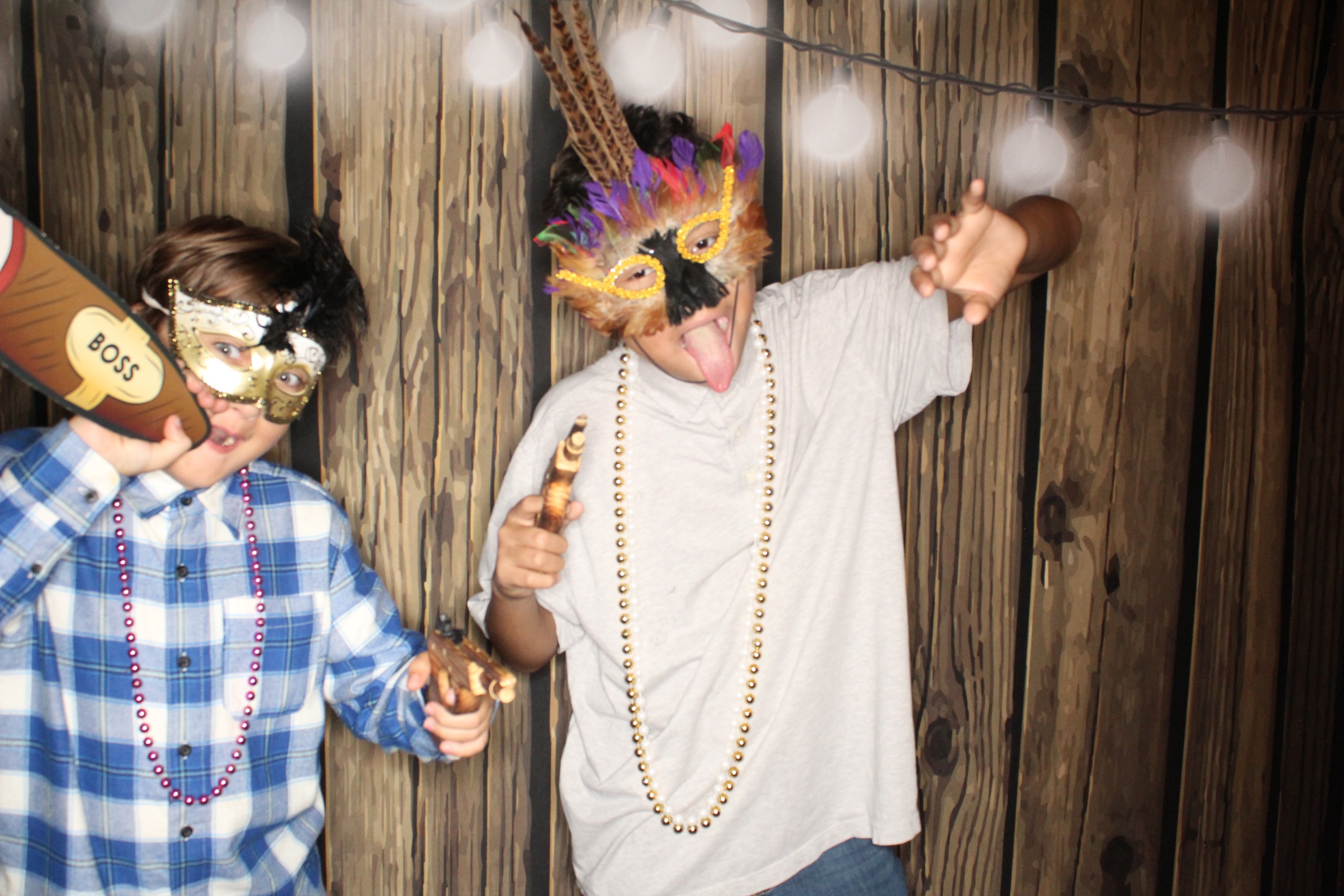 Staci and Matt's Wedding | View more photos from the event at gallery.photoboothbillings.com/u/PhotoBoothBillings/Staci-and-Matts-Wedding