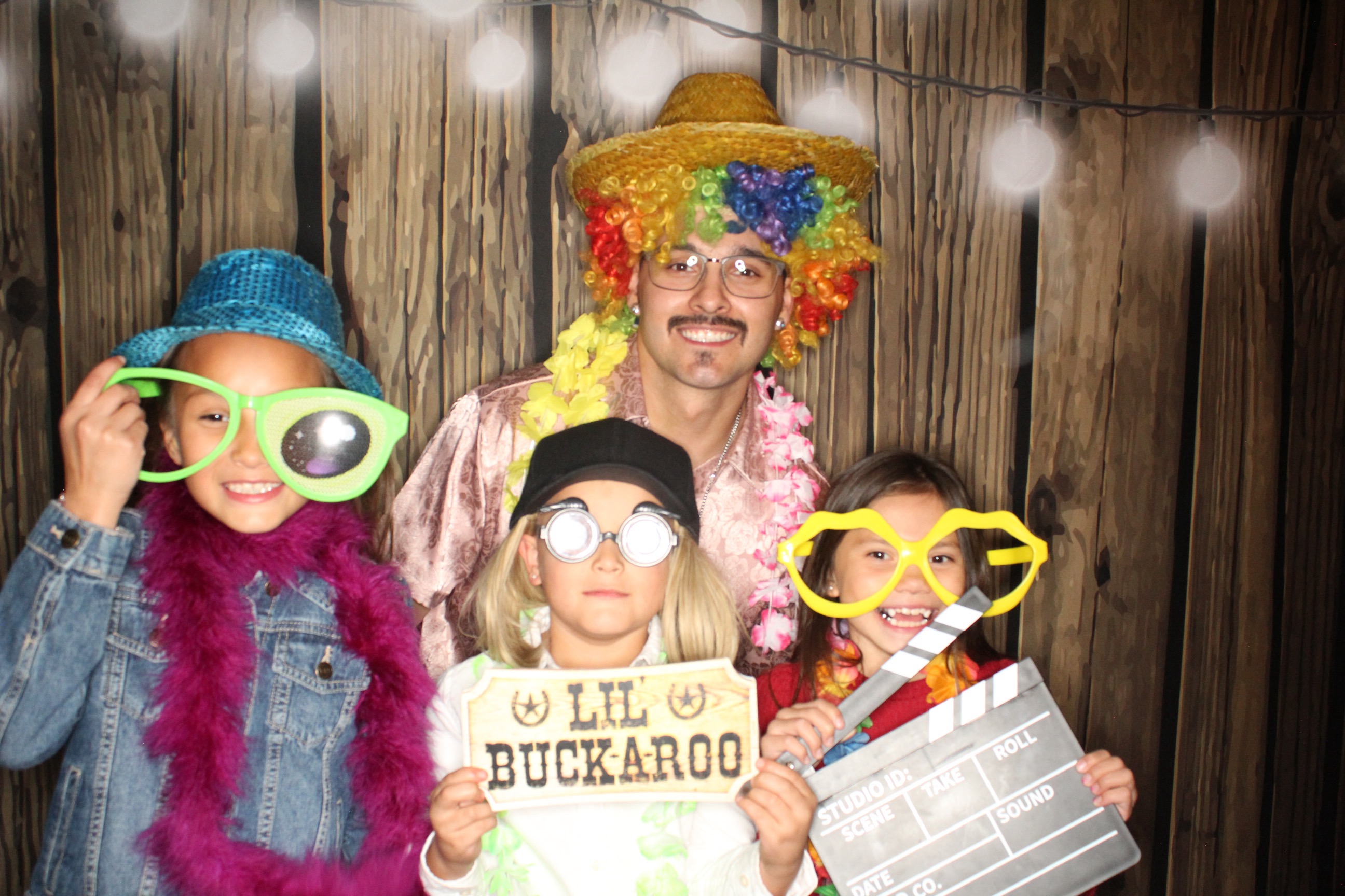 Staci and Matt's Wedding | View more photos from the event at gallery.photoboothbillings.com/u/PhotoBoothBillings/Staci-and-Matts-Wedding