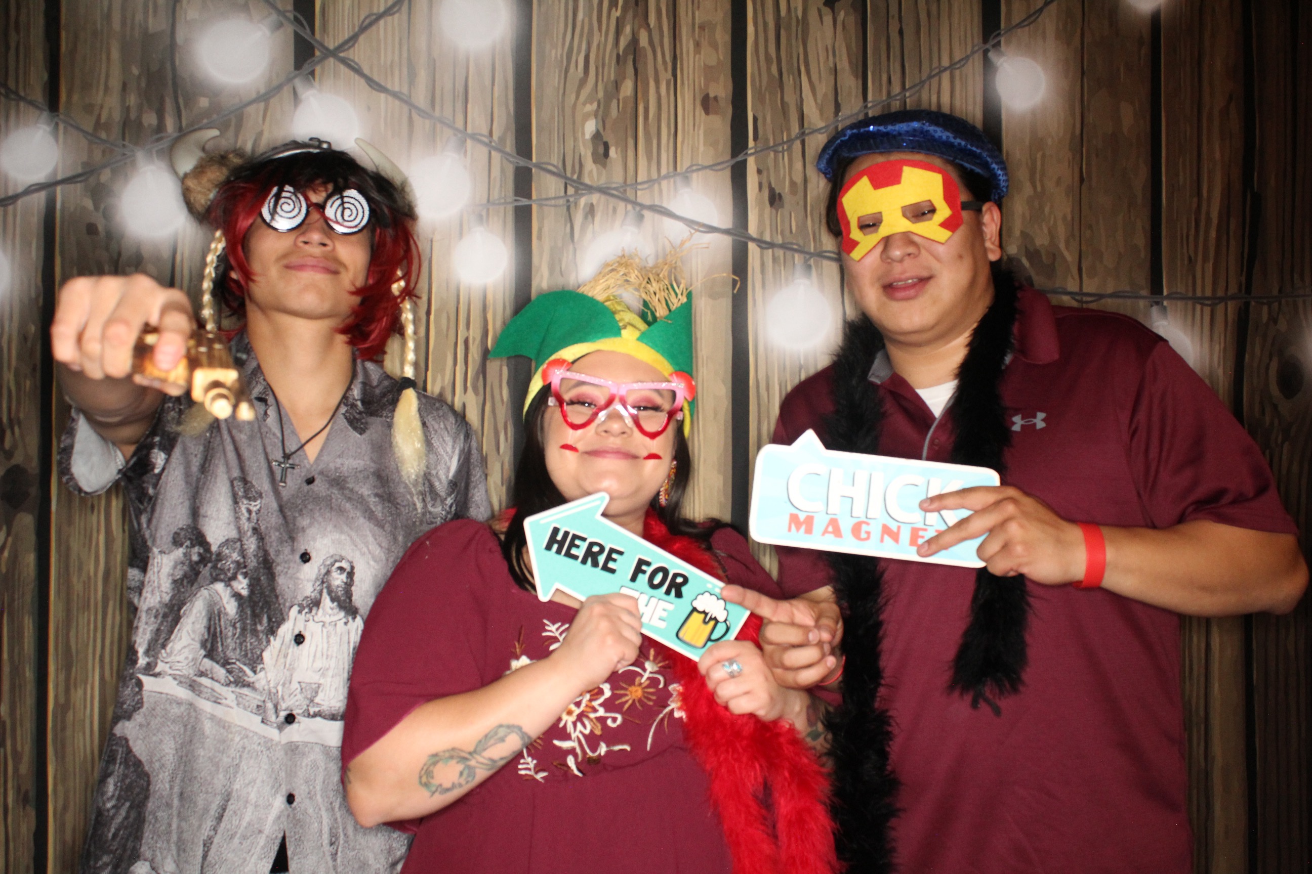 Staci and Matt's Wedding | View more photos from the event at gallery.photoboothbillings.com/u/PhotoBoothBillings/Staci-and-Matts-Wedding