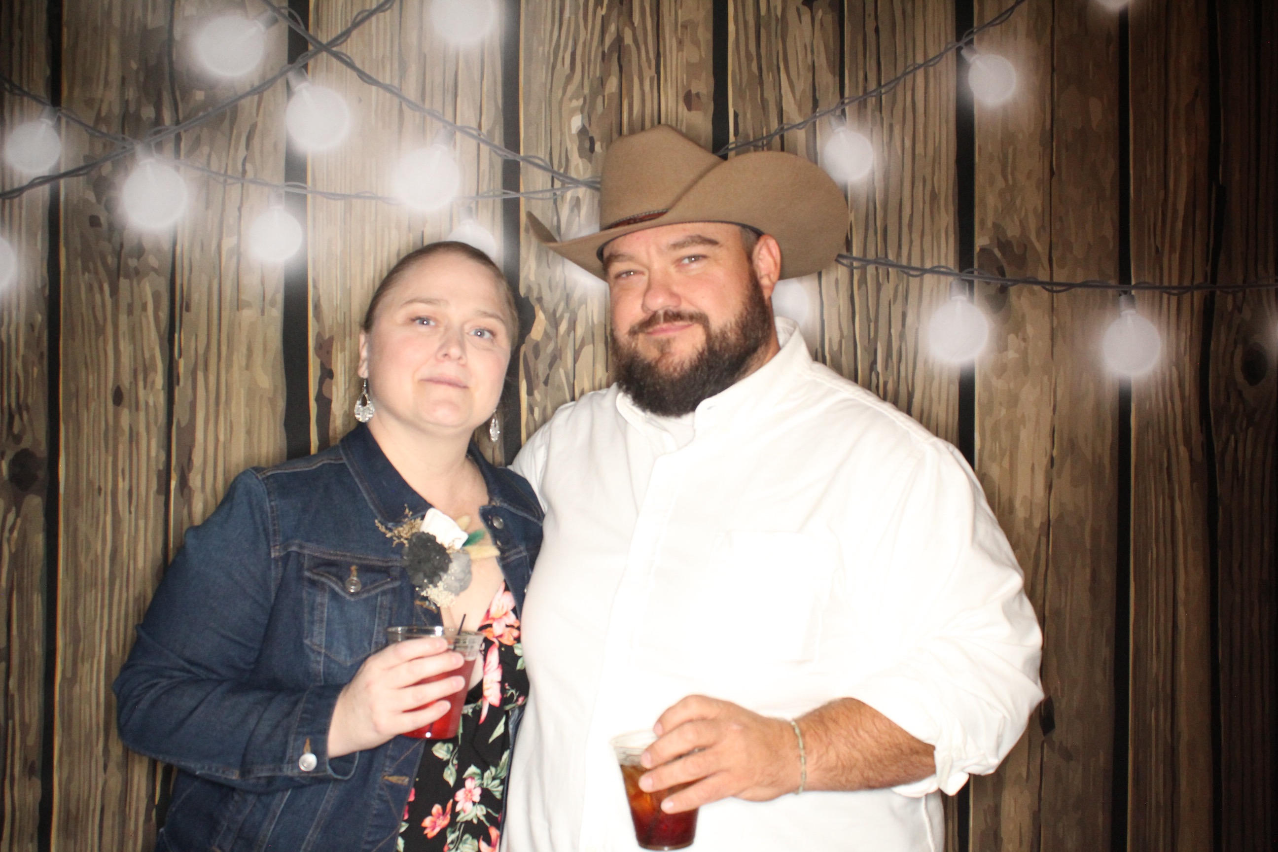 Staci and Matt's Wedding | View more photos from the event at gallery.photoboothbillings.com/u/PhotoBoothBillings/Staci-and-Matts-Wedding