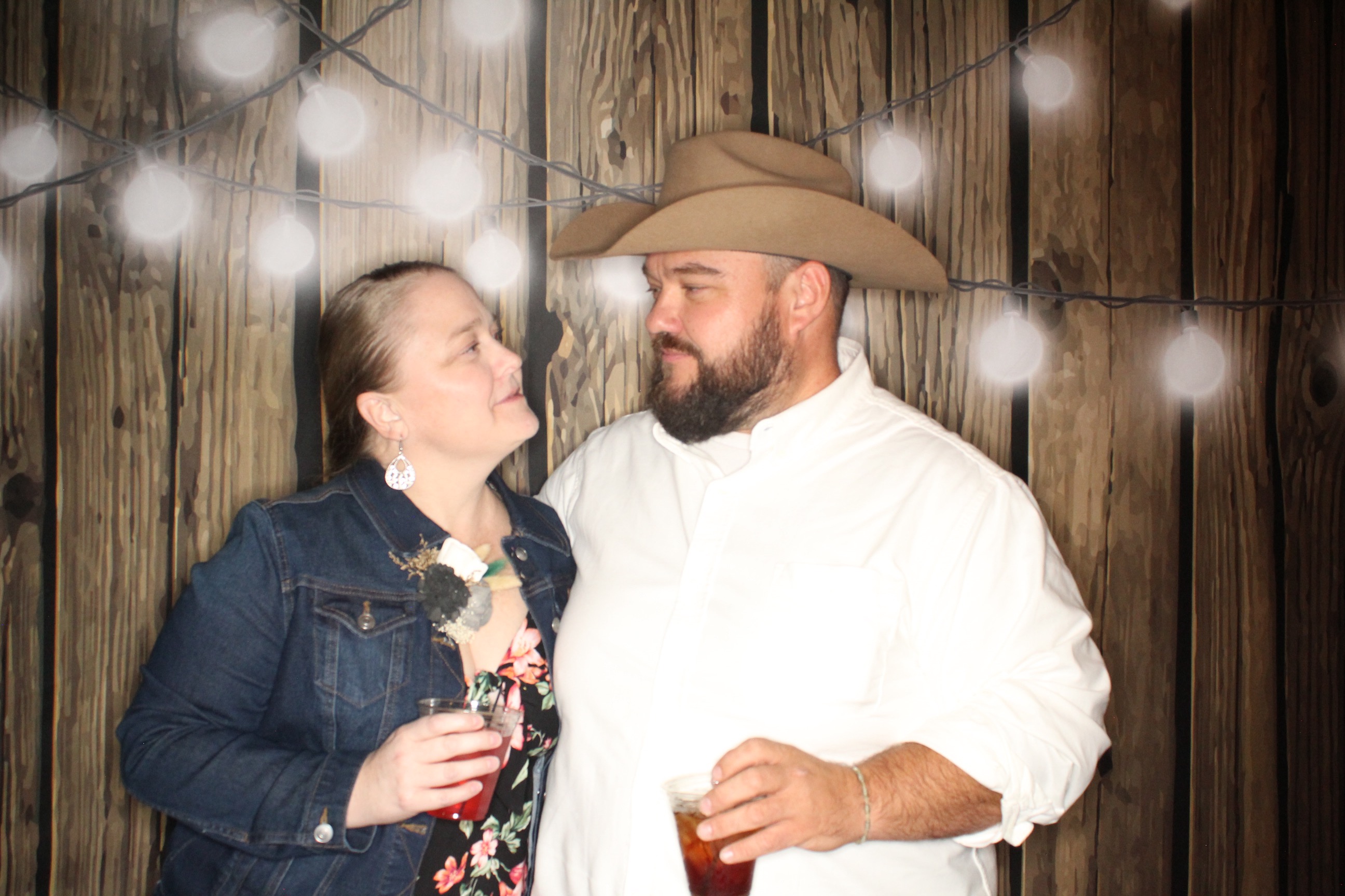 Staci and Matt's Wedding | View more photos from the event at gallery.photoboothbillings.com/u/PhotoBoothBillings/Staci-and-Matts-Wedding