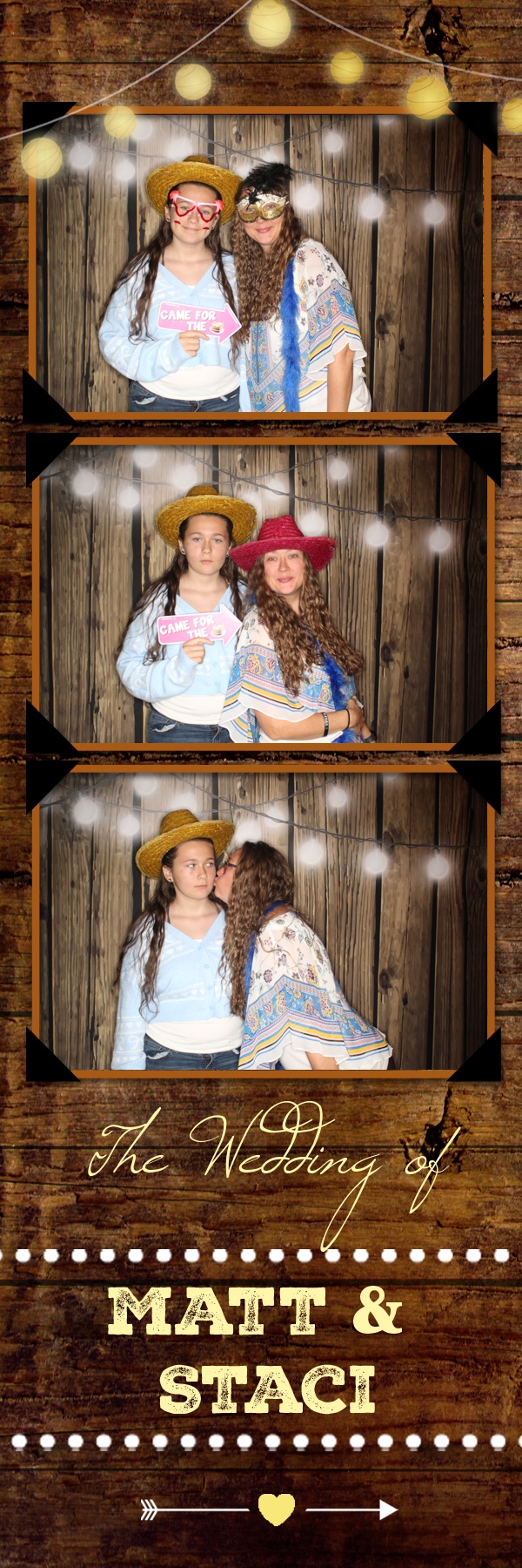 Staci and Matt's Wedding | View more photos from the event at gallery.photoboothbillings.com/u/PhotoBoothBillings/Staci-and-Matts-Wedding