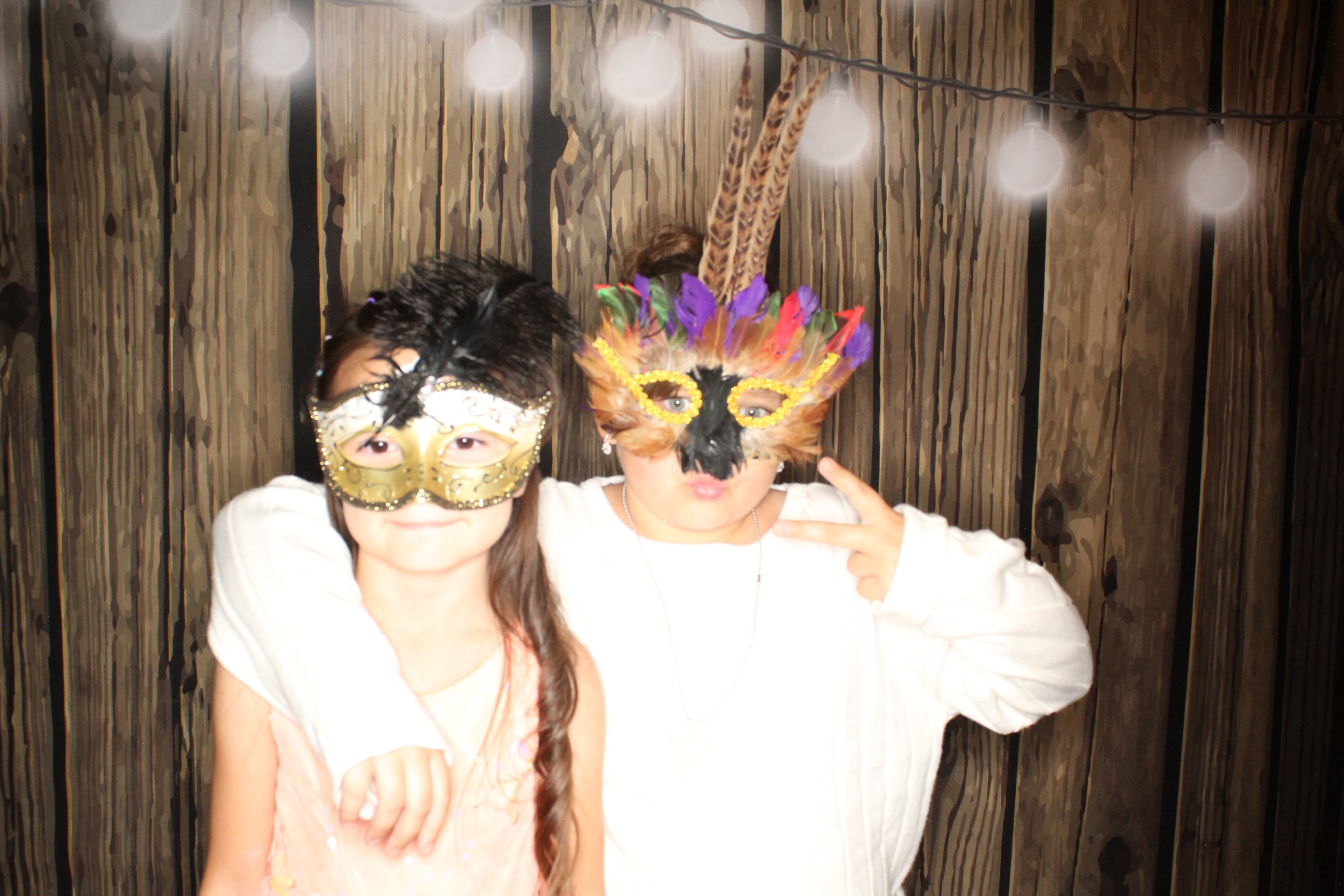 Staci and Matt's Wedding | View more photos from the event at gallery.photoboothbillings.com/u/PhotoBoothBillings/Staci-and-Matts-Wedding