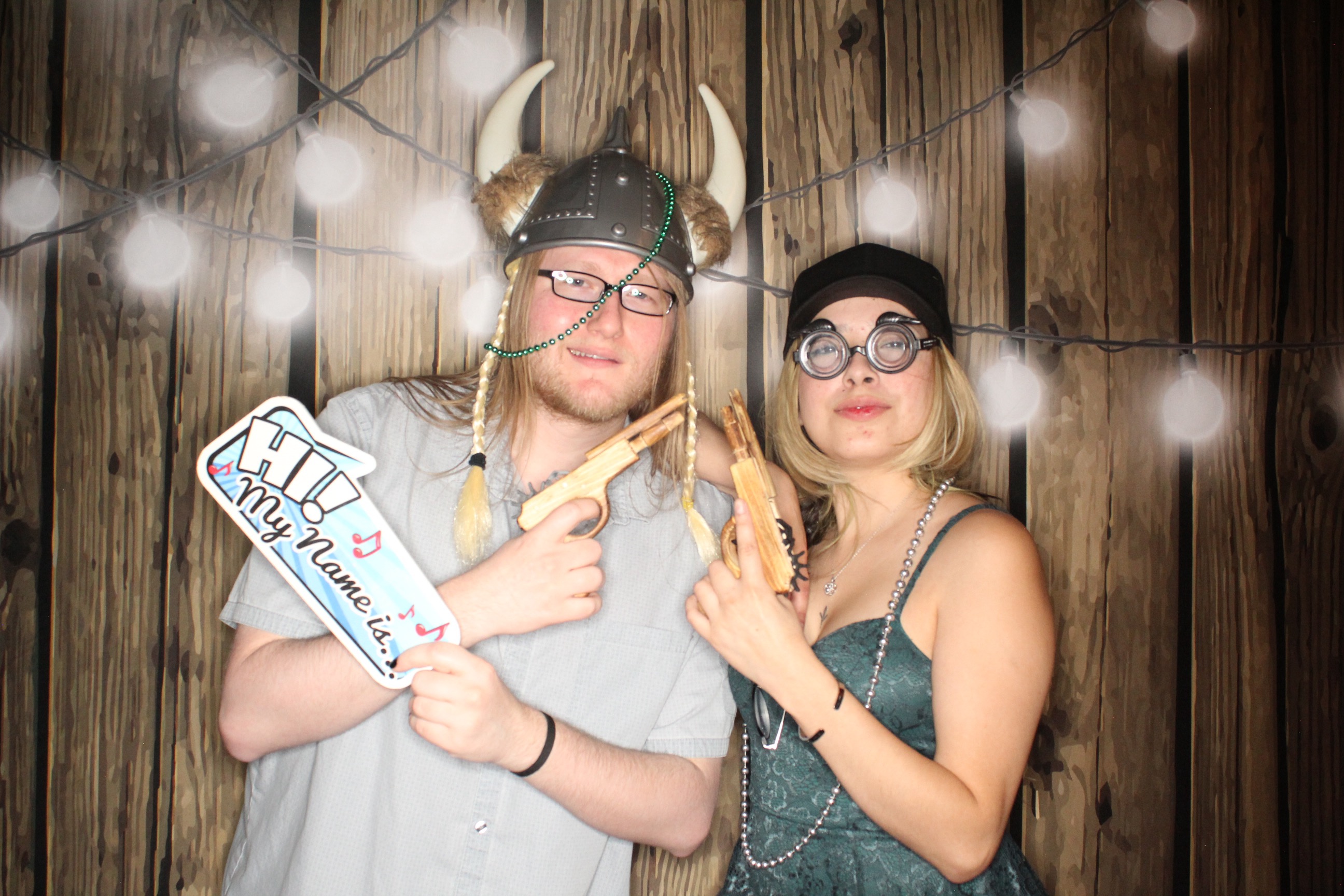 Staci and Matt's Wedding | View more photos from the event at gallery.photoboothbillings.com/u/PhotoBoothBillings/Staci-and-Matts-Wedding